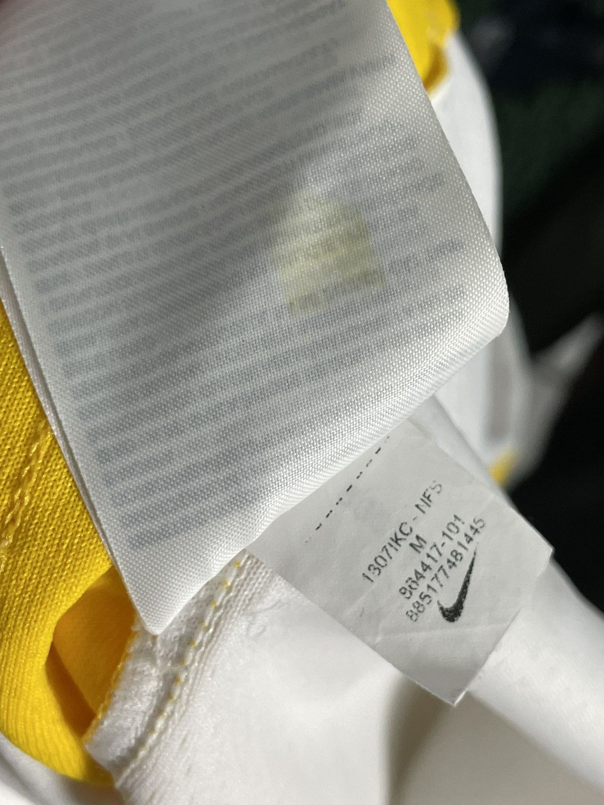 NBA Kevin Durant Nike Authentic Golden State Warriors Jersey Size US M / EU 48-50 / 2 - 11 Thumbnail