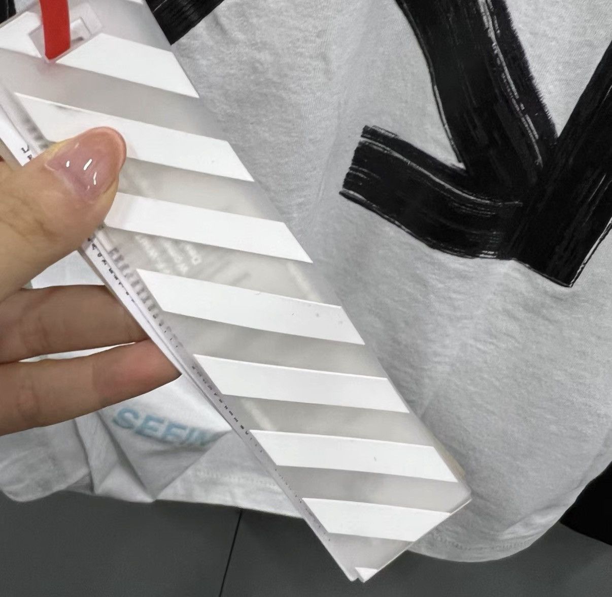Off-White OFF-WHITE OW Color-block Paint Arrow Long Sleeve J41 Size US L / EU 52-54 / 3 - 3 Thumbnail