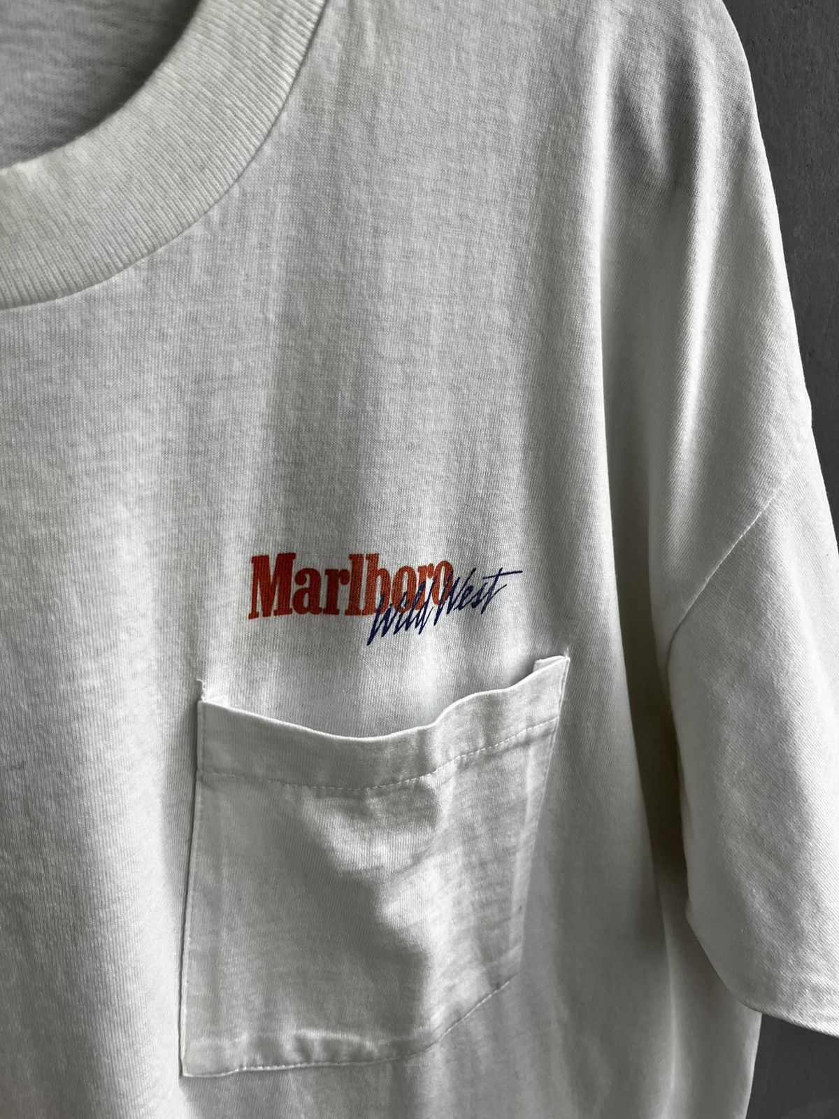 Marlboro × Marlboro Classics × Vintage Vintage 90's Marlboro Wild West Single Steach Tee T shirt Size US XL / EU 56 / 4 - 6 Thumbnail