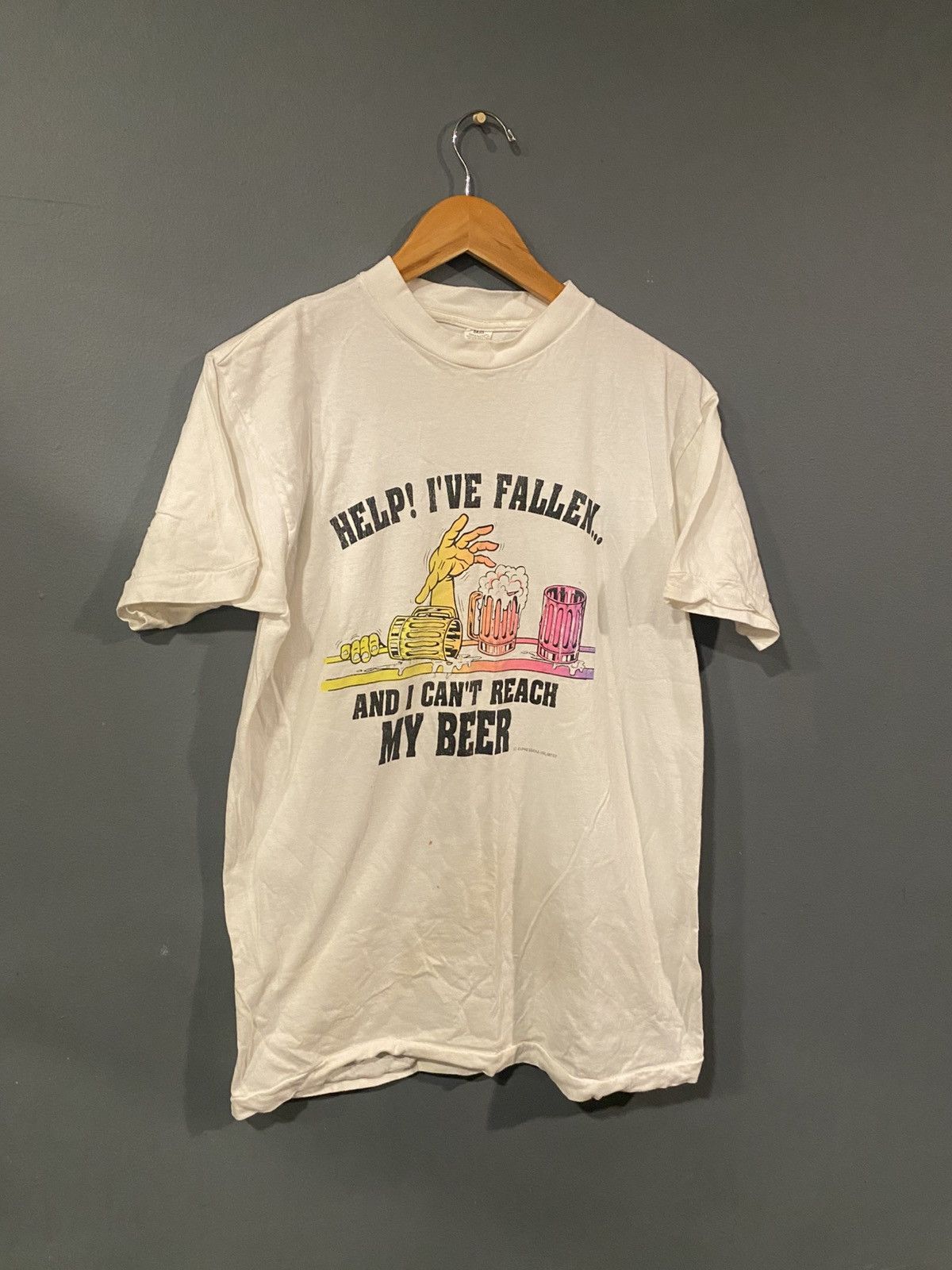 Budweiser Vintage “Ifellandicantreachmybeer” T Shirt Size US XL / EU 56 / 4 - 1 Thumbnail