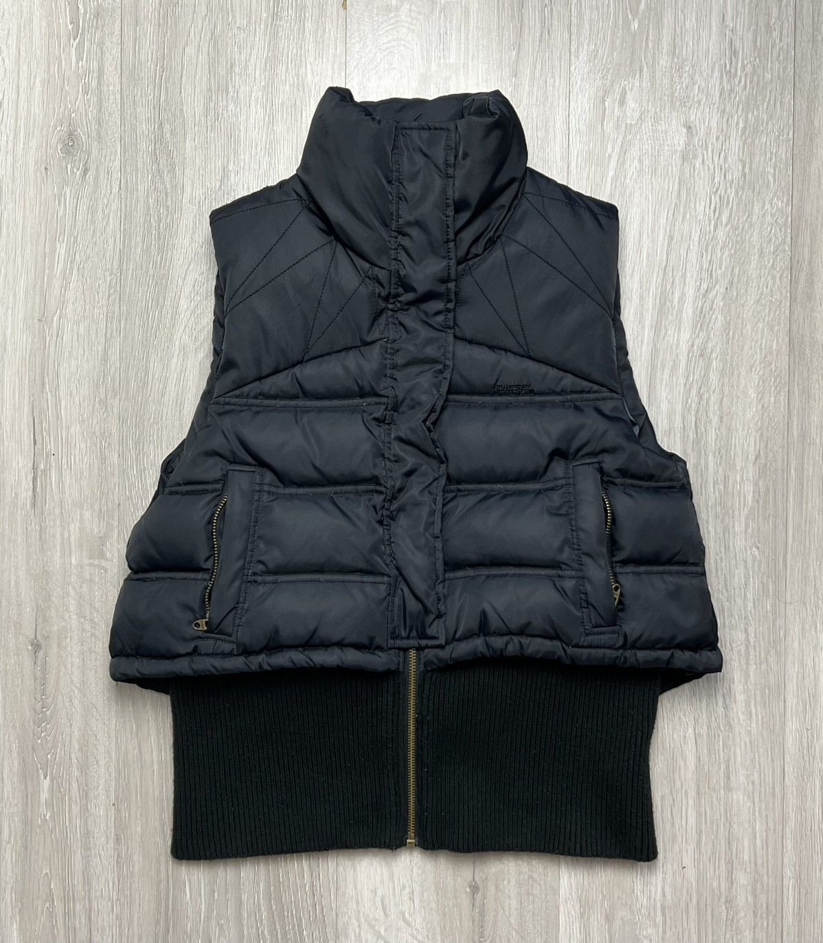 Diesel Diesel Vintage Vest Size M / US 6-8 / IT 42-44 - 1 Thumbnail