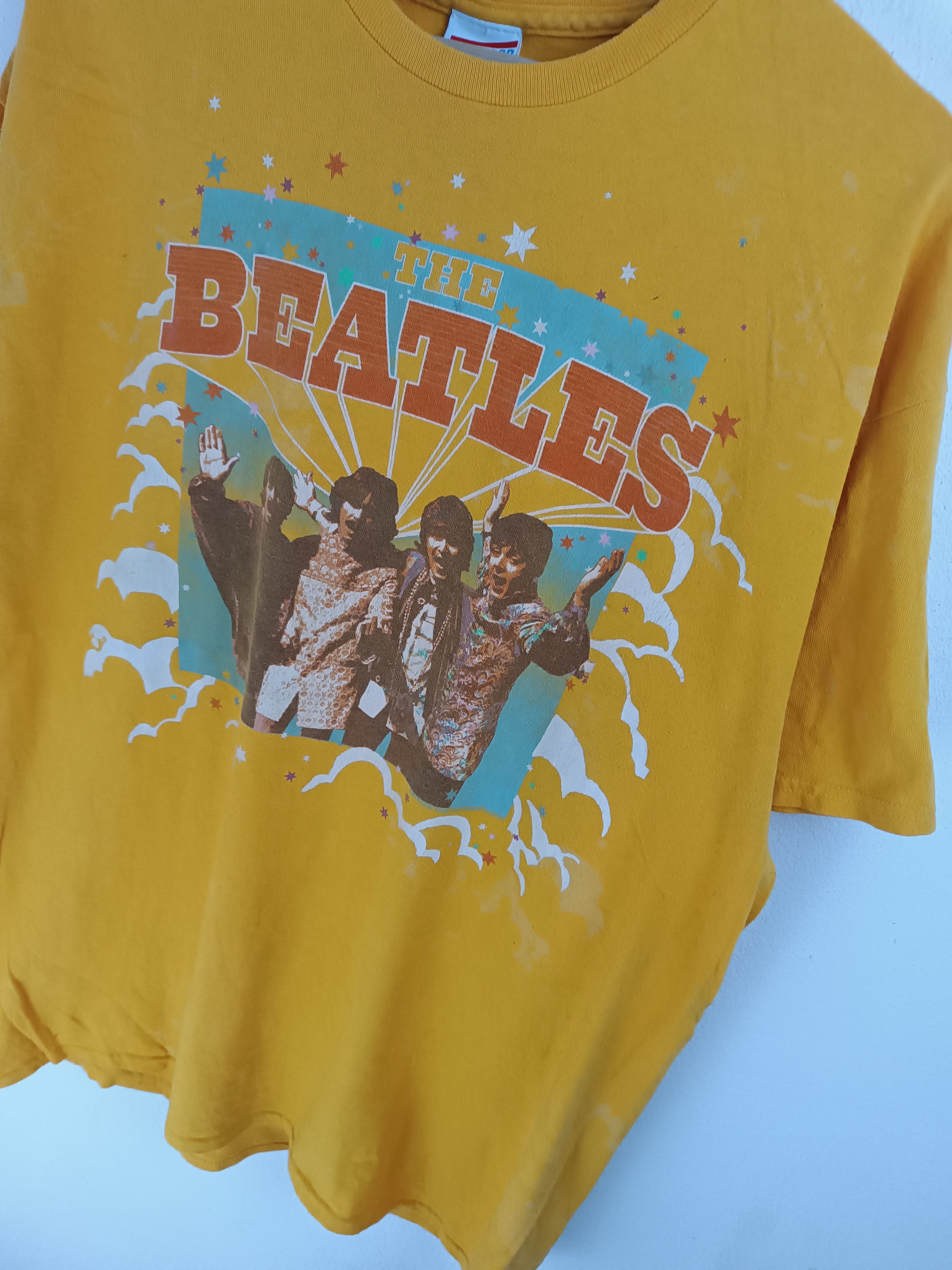 Band Tees VINTAGE Y2K THE BEATLES BAND TEE lennon yoko ono mccartney Size US L / EU 52-54 / 3 - 7 Thumbnail