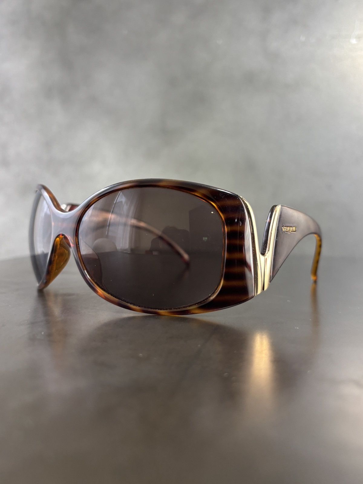 Vintage × Vogue 2000s Vintage Vogue Sunglasses Drop Arm VO 2519-S Y2K Glam Size ONE SIZE - 16 Thumbnail
