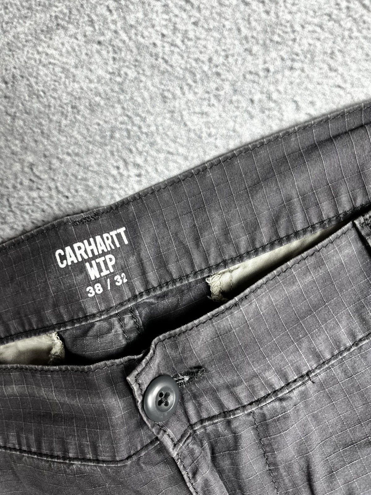Carhartt Carhartt cargo pants size 38/32 Size US 38 / EU 54 - 4 Thumbnail