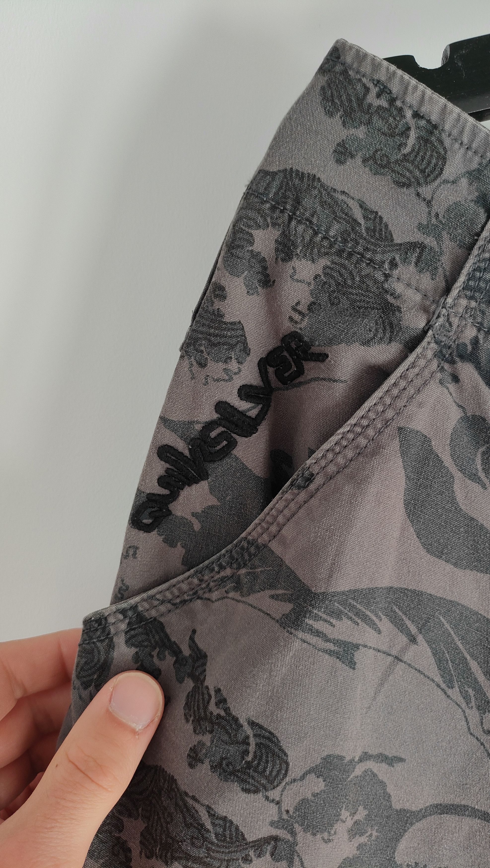 Maharishi 2000s Quiksilver x Maharishi 'Wave DPM' cargo shorts Size US 30 / EU 46 - 7 Thumbnail
