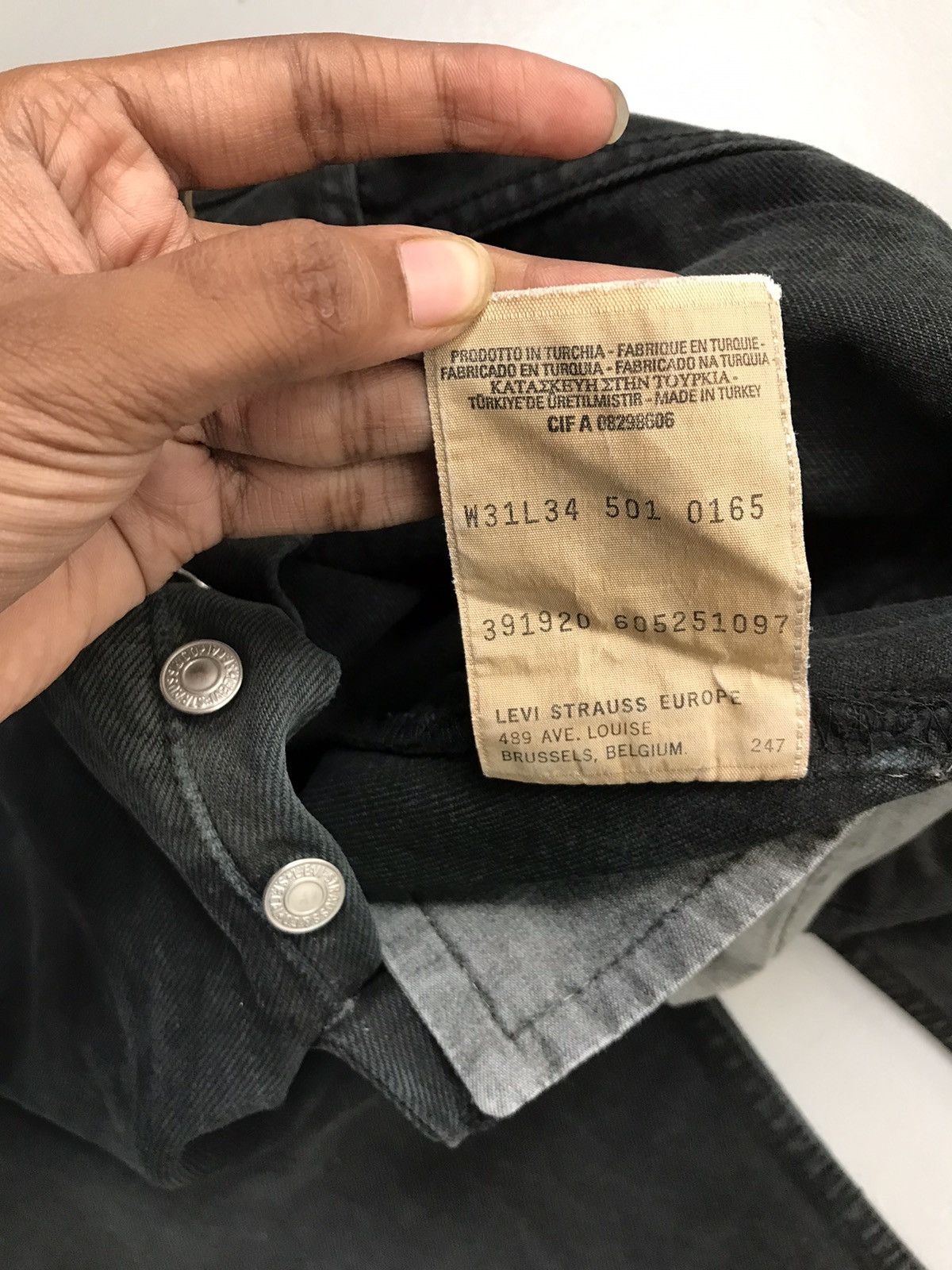 Levi's Vintage Levi’s 501 paper tab damaged denim Size US 30 / EU 46 - 11 Thumbnail