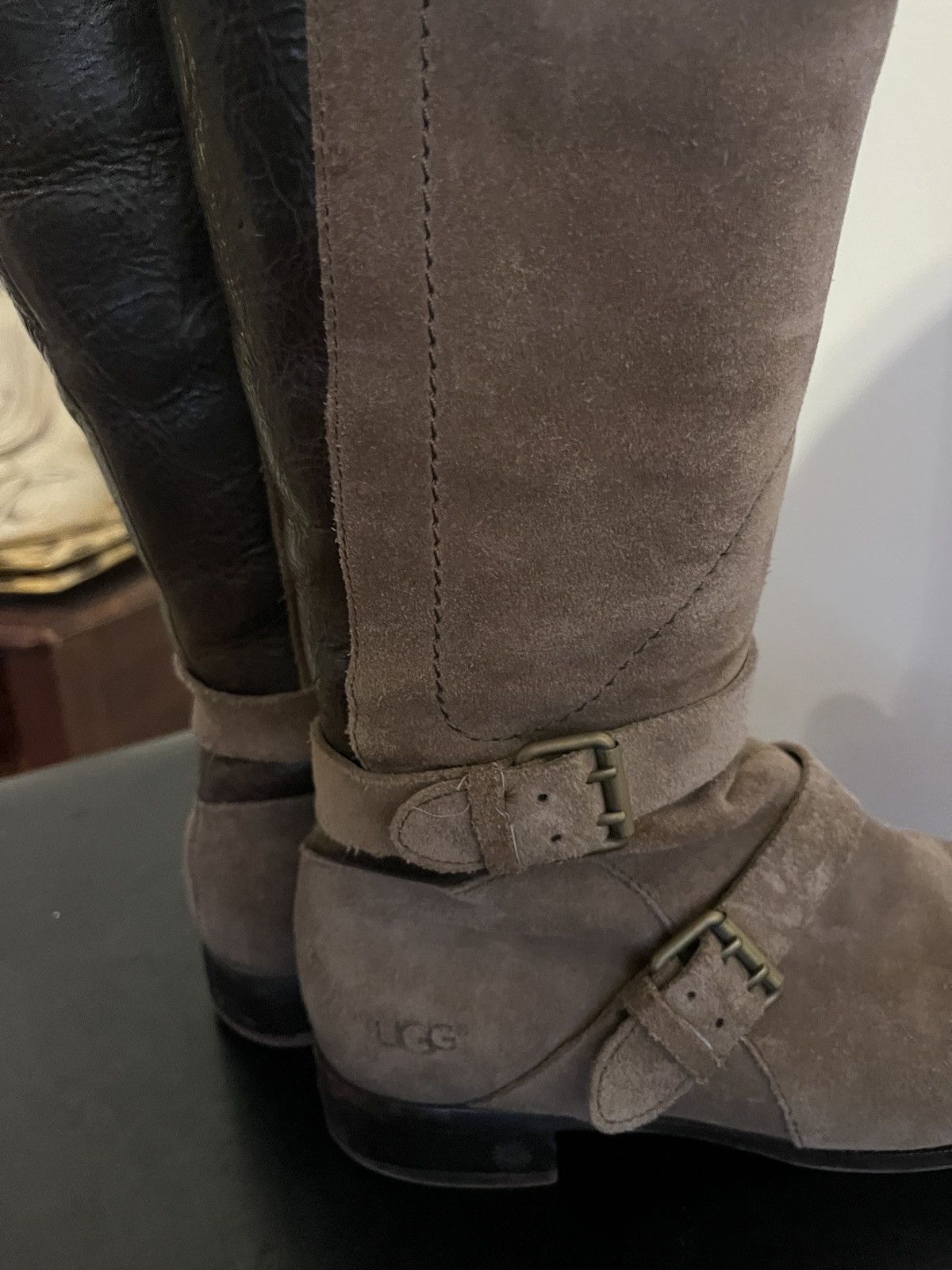 Ugg Ugg Knee High Suede and leather boots Size US 9 / IT 39 - 7 Thumbnail