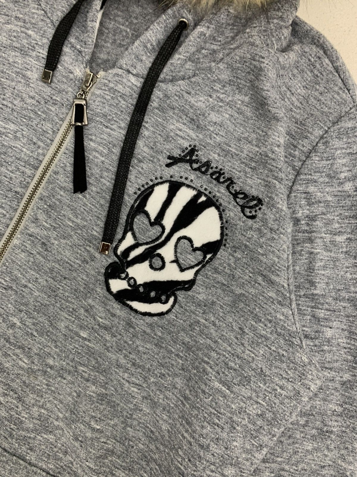 Japanese Brand Y2K LYS Japanese Fur Hoodie Skull Ifsixwasnine style Size US M / EU 48-50 / 2 - 5 Thumbnail
