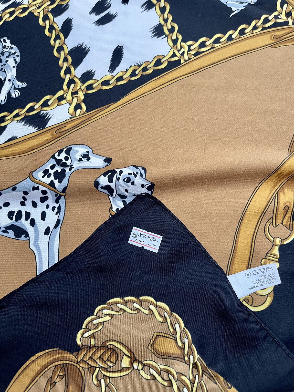 Vintage DALMATION POLYESTER SCARVES Size ONE SIZE - 11 Thumbnail