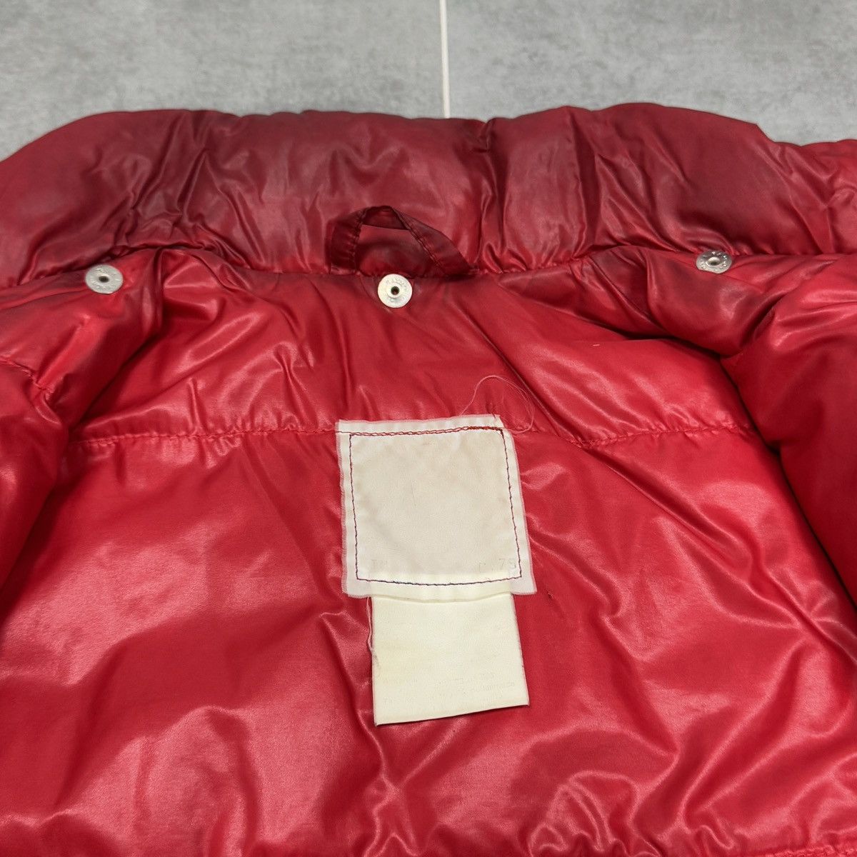 Moncler × Vintage Vintage Moncler Grenoble Puffer Down Jacket Size M Size US M / EU 48-50 / 2 - 16 Thumbnail