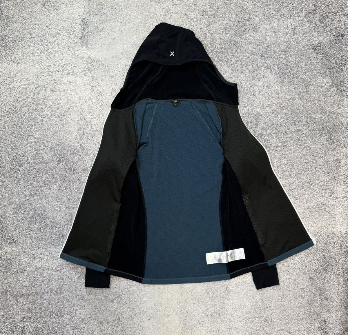 Other Montura Fleece Hoodie Jacket Women L Stretch FullZip Outdoor Size L / US 10 / IT 46 - 12 Thumbnail