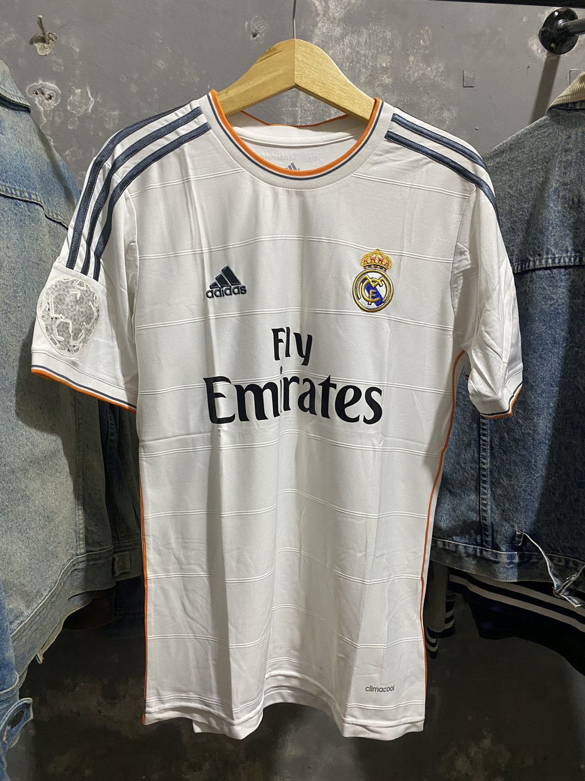 Adidas Jersey Real Madrid Home 13/14 Size US M / EU 48-50 / 2 - 1 Thumbnail