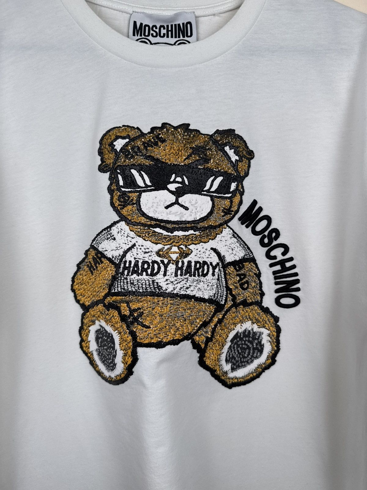 Moschino Moschino T shirt Teddy Bear Hardy White Mens Luxury Hype Size US XXL / EU 58 / 5 - 14 Thumbnail