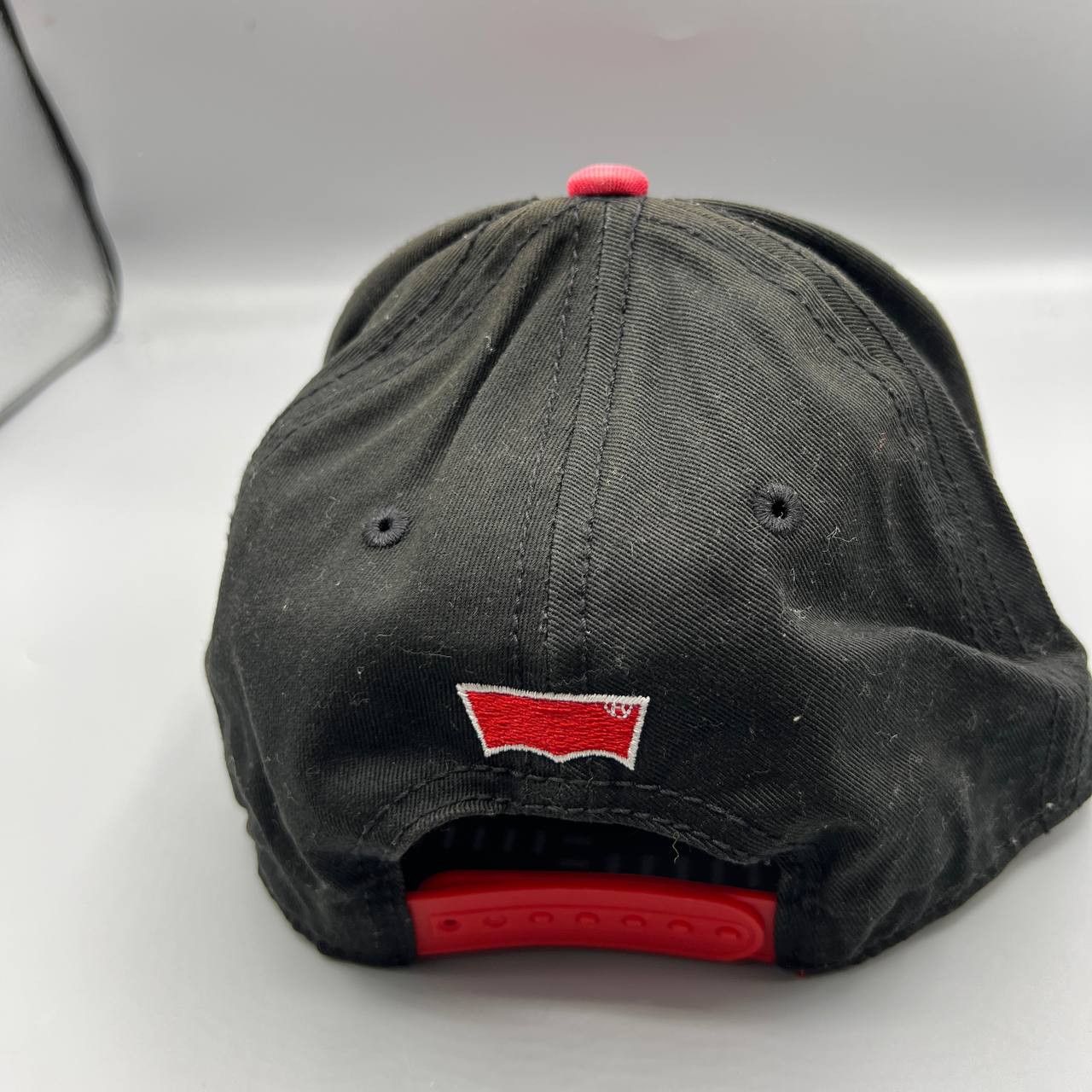 Levi's Levi's Hat Men Black Red Embroidered Snap Back Cap Size ONE SIZE - 5 Thumbnail