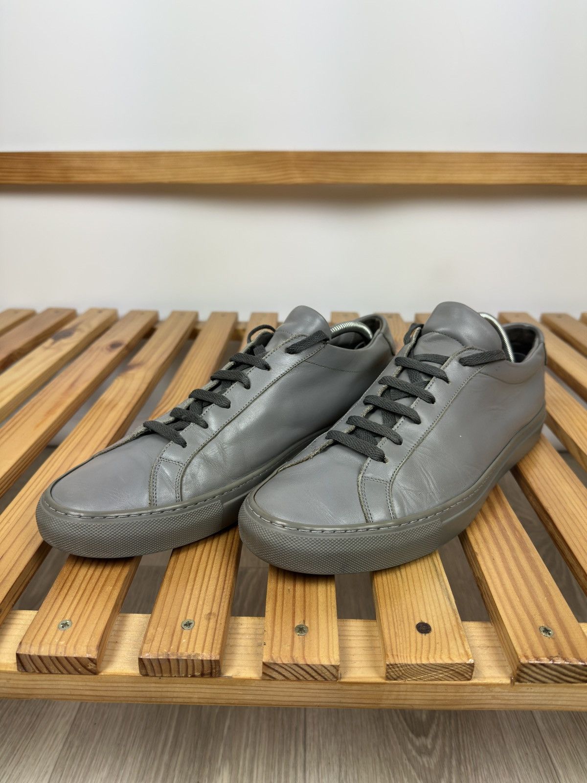 Common Projects Common Projects Achilles Low Gray Leather Shoes Size US 11.5 / EU 44-45 - 1 Thumbnail