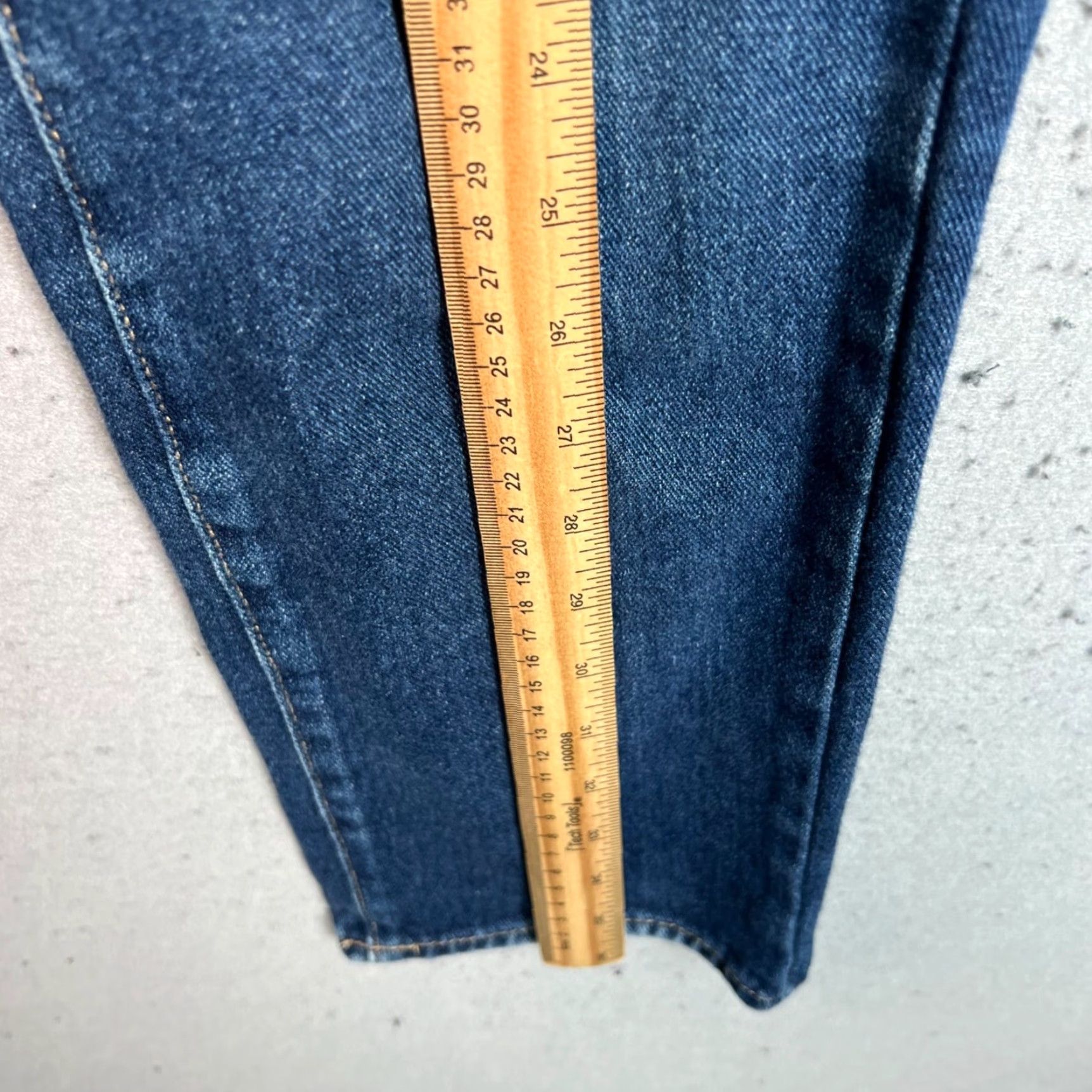 Pacsun VINTAGE PacSun Womens Blue Denim Mom Jeans Size 27 100% Cotton Jeans 27 Womens Blue Mom Rise High 100% Cotton PacSun Size 27" / US 4 / IT 40 - 7 Thumbnail
