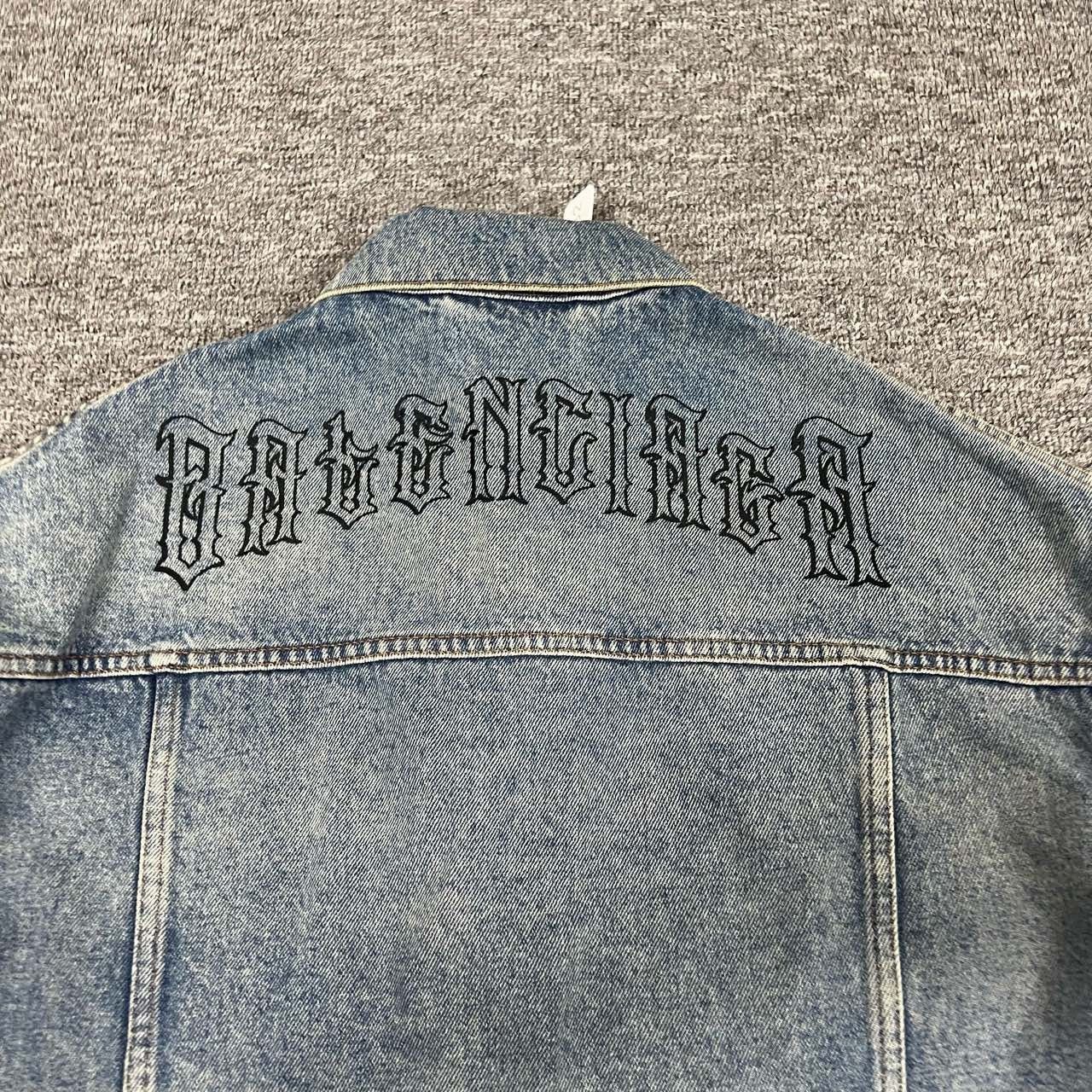 Balenciaga Balenciaga Sanskrit embroidery logo washed denim jacket siz Size US M / EU 48-50 / 2 - 3 Thumbnail