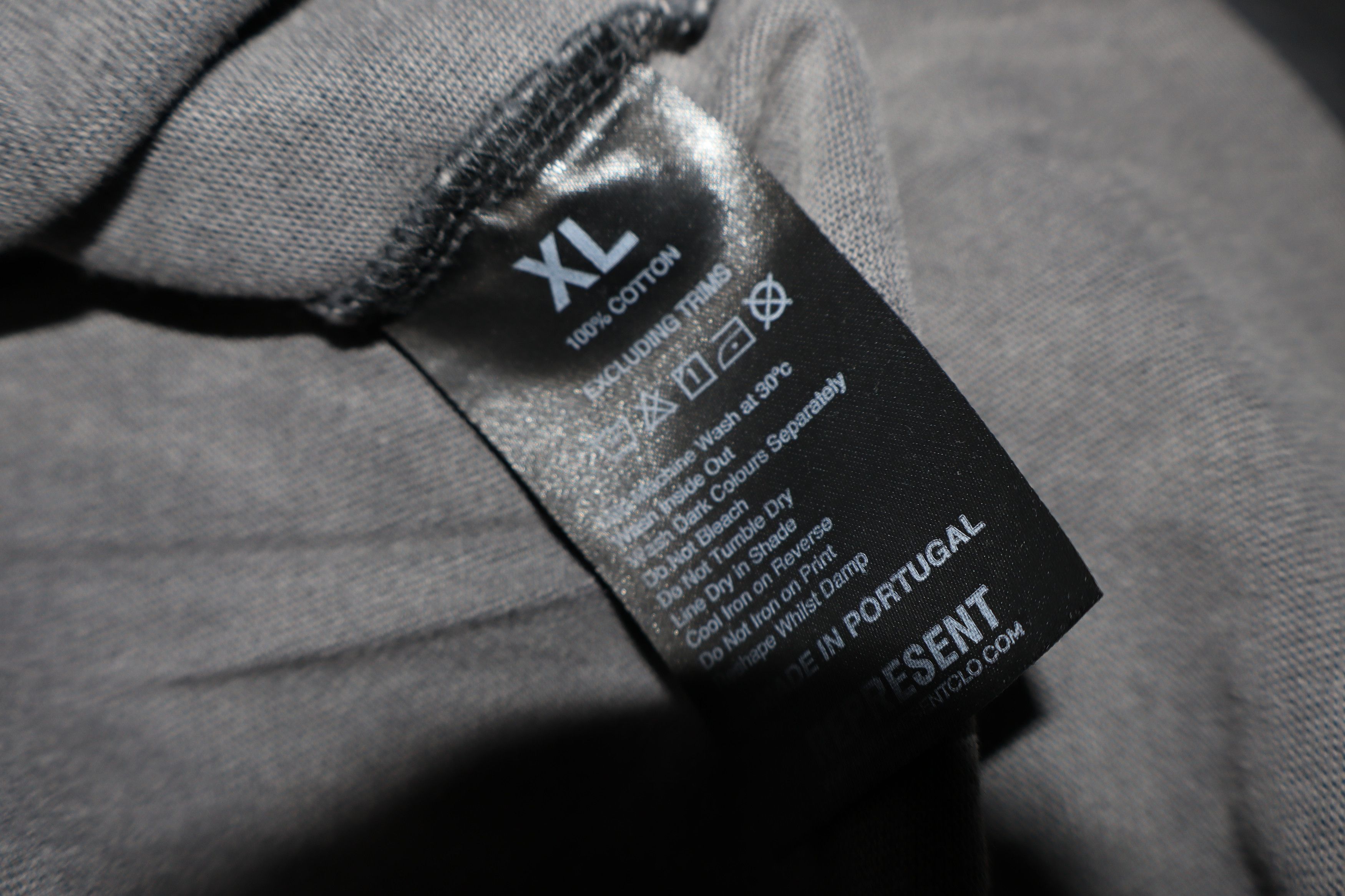 Represent Clo. Love Hunter t-shirt Size US XL / EU 56 / 4 - 5 Thumbnail