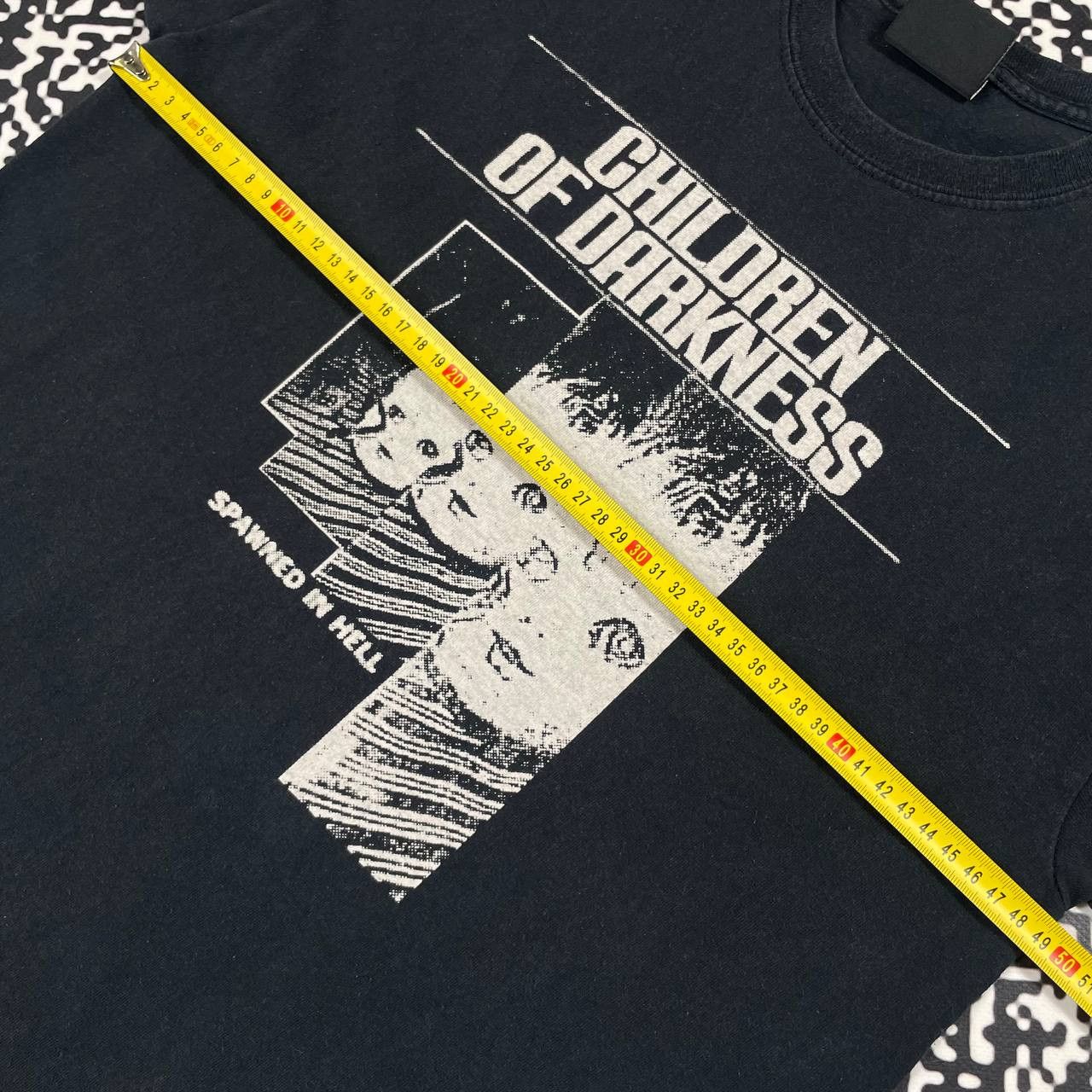 Expert Horror Vintage Y2K Children Of Darkness Spawned In Hell Horror Tee Size US M / EU 48-50 / 2 - 10 Thumbnail