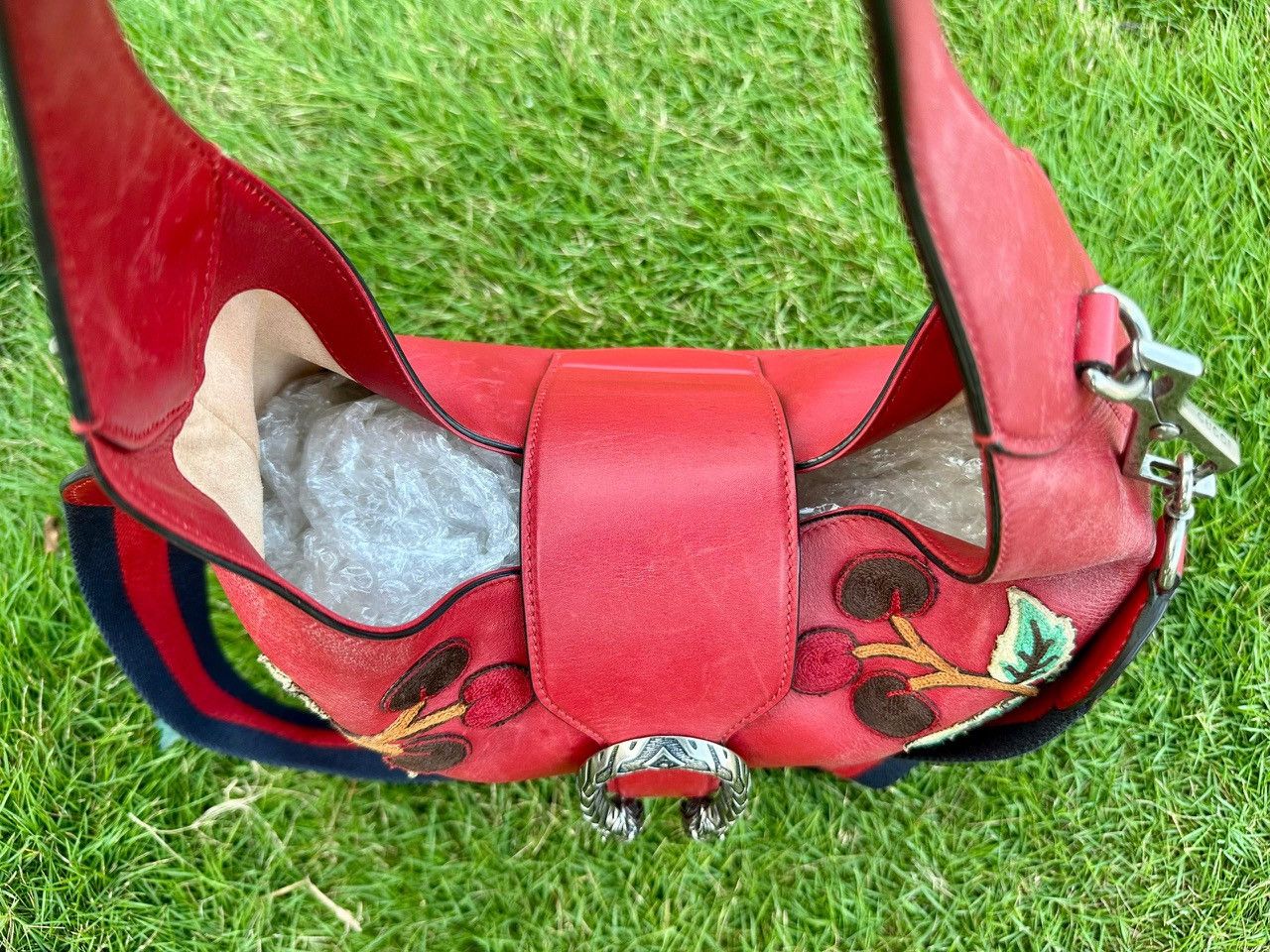 Gucci Authentic Gucci Dionysus Embroidered Leather Medium Hobo Bag Size ONE SIZE - 11 Thumbnail