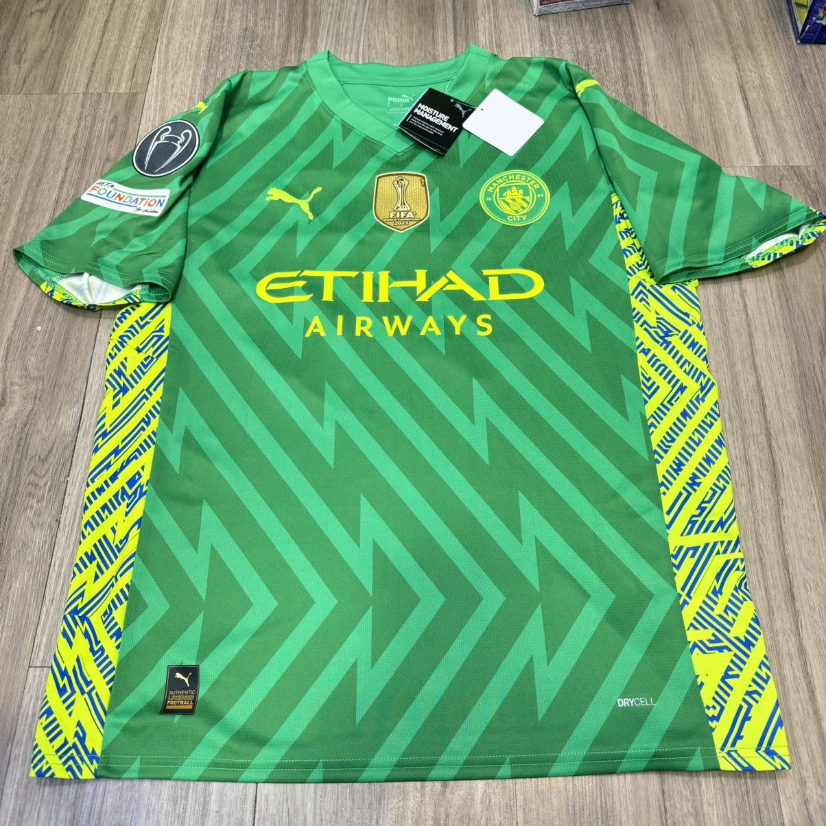 Puma Manchester City 23/24 goalkeeper shirt #31 Ederson (Bnwt) Size US L / EU 52-54 / 3 - 1 Thumbnail