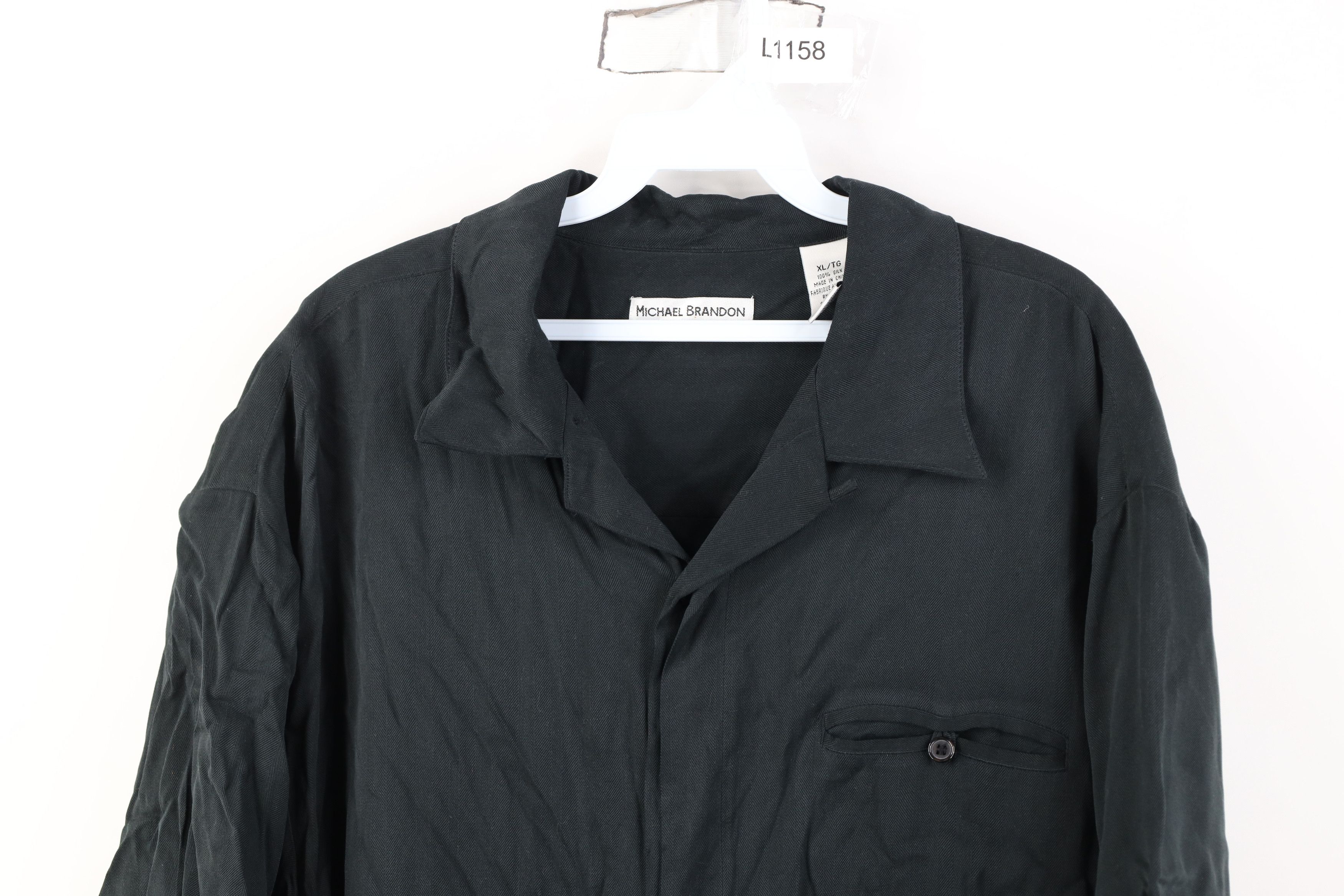 Vintage Vintage 90s Streetwear Faded Silk Looped Collar Button Shirt Size US XL / EU 56 / 4 - 2 Thumbnail