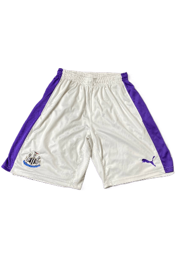 Puma Vintage Puma NEWCASTLE Sportwear Shorts Size M Size US 32 / EU 48 - 1 Thumbnail