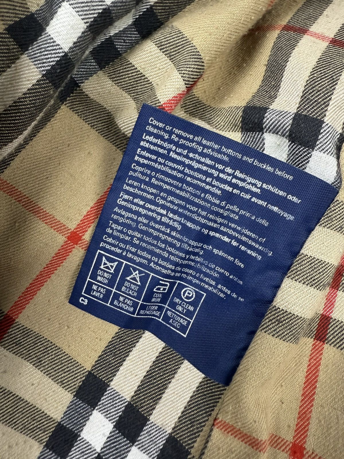 Burberry Burberry trench coat beige old money style whit novacheck Size US L / EU 52-54 / 3 - 10 Thumbnail