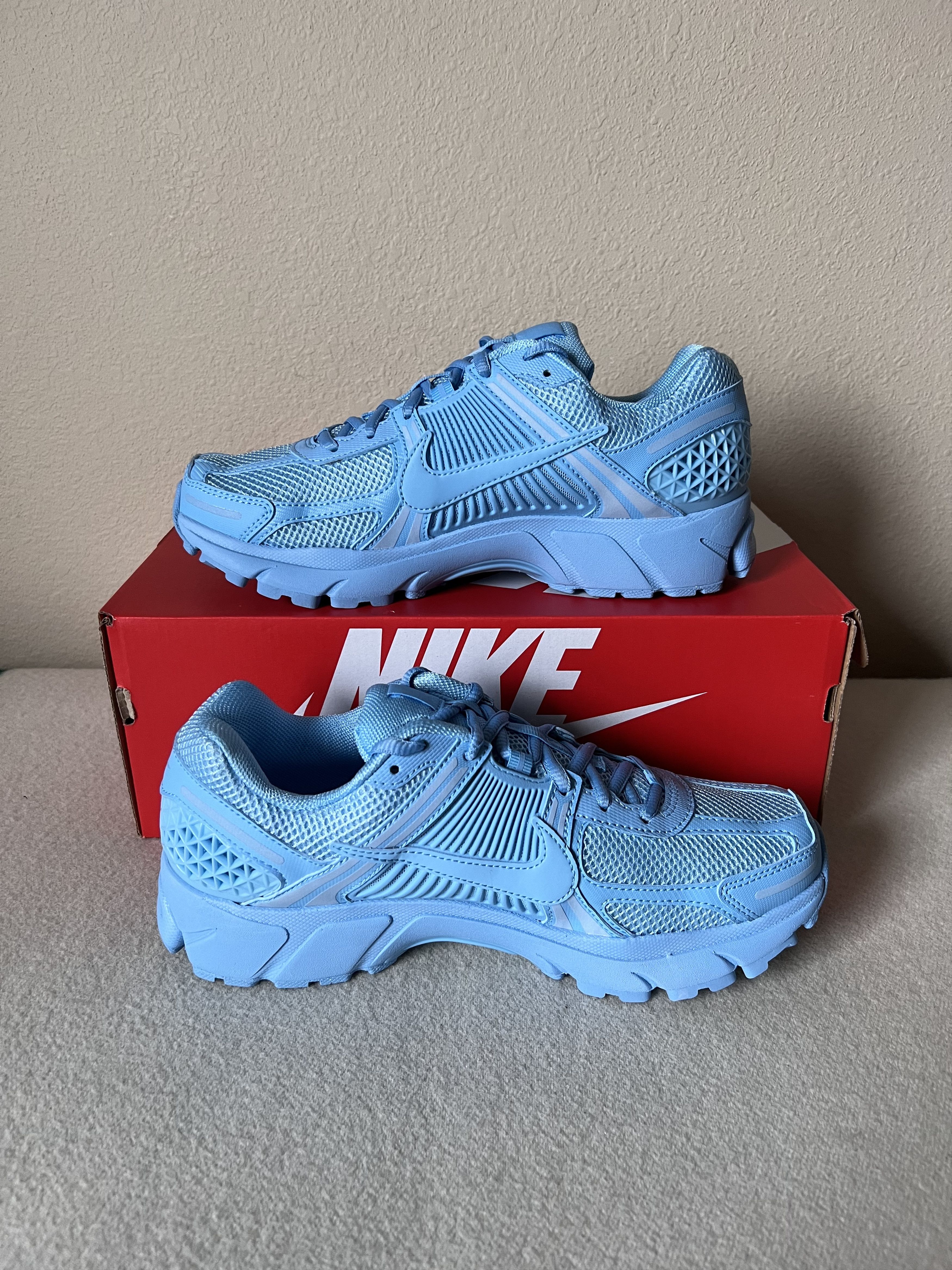 Nike Nike Zoom Vomero 5 in Lakeside Blue Size US 7.5 / EU 40-41 - 3 Thumbnail