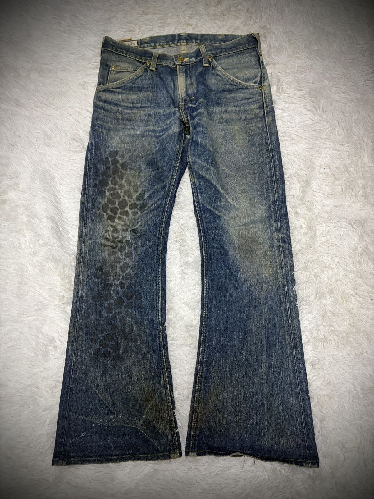 Le Grande Bleu (L.G.B.) Rare Lee leopard mudwash flared jeans Size US 31 - 1 Thumbnail