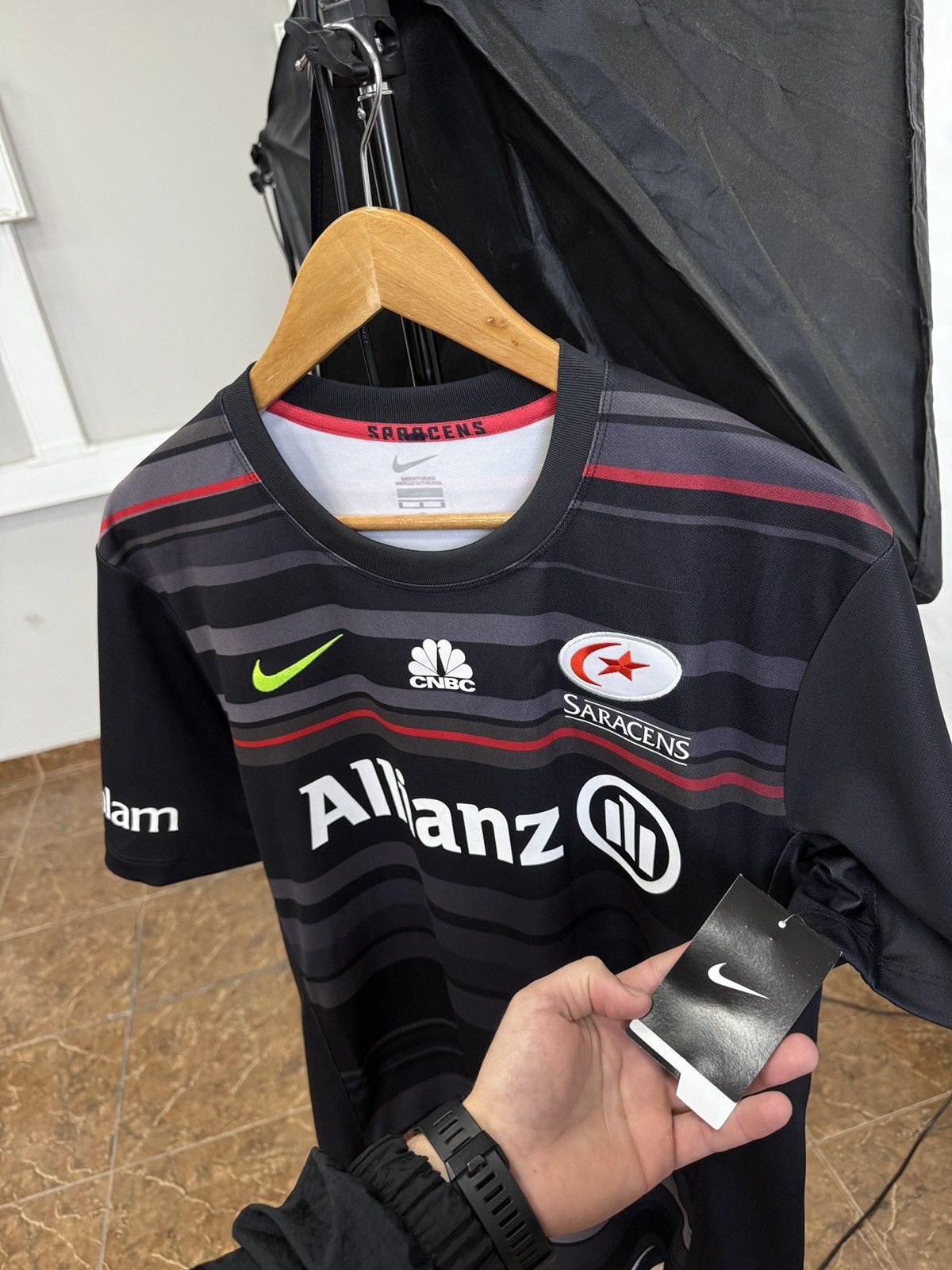 Nike 🇬🇧❗️NEW 2014 Nike Saracens Rugby Jersey Allianz CNBC Rare Size US M / EU 48-50 / 2 - 1 Thumbnail