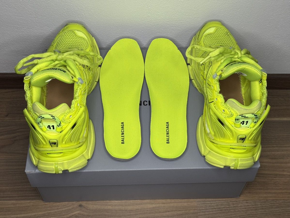 Balenciaga Balenciaga runner (FLUO) Size US 8 / EU 41 - 22 Thumbnail