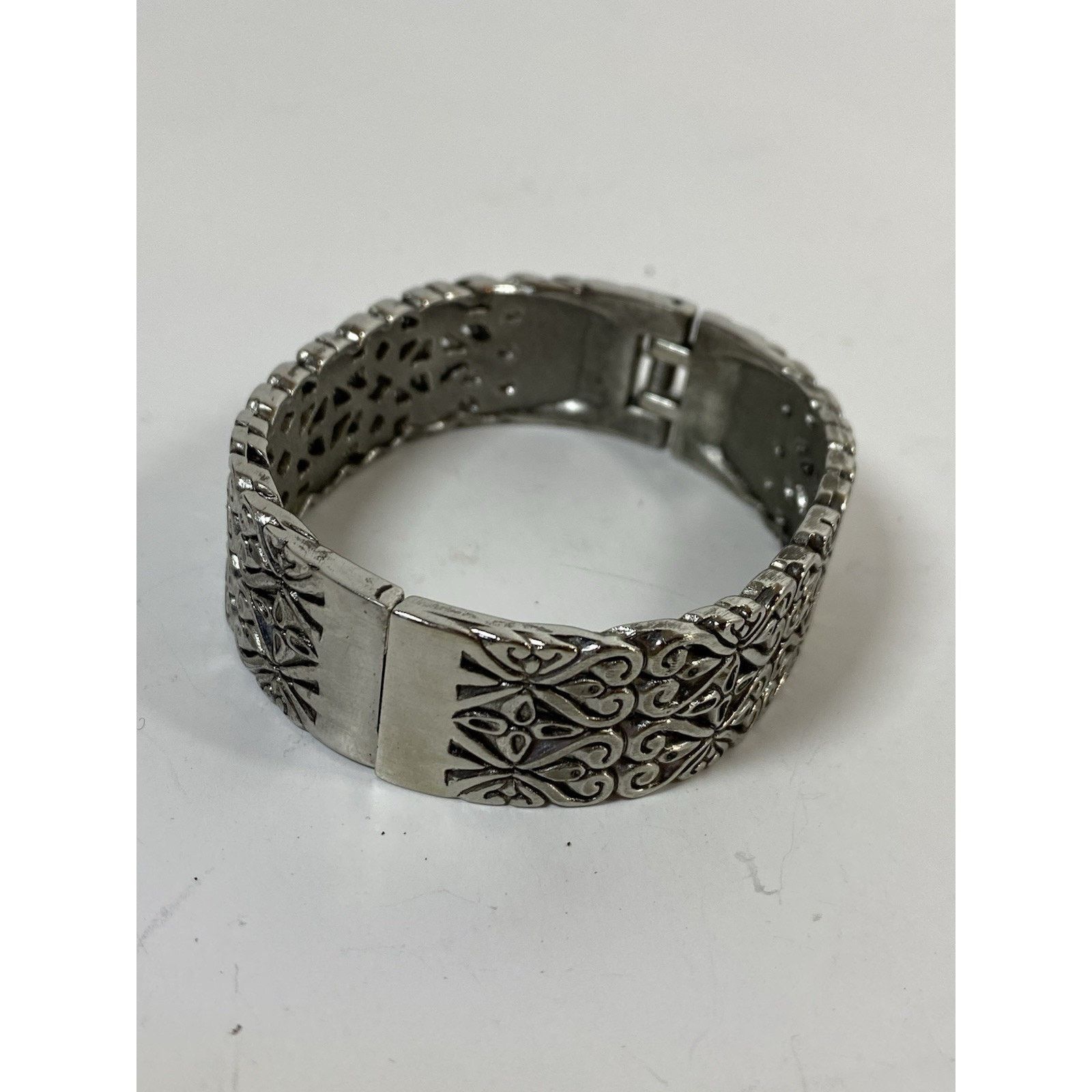 Other Stainless Steel Hinged Clamp Bracelet Size ONE SIZE - 5 Thumbnail