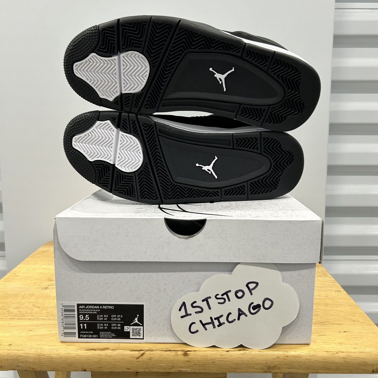 Jordan Brand × Nike Air Jordan 4 Retro White Thunder Mens Size 9.5 Authentic NEW Size US 9.5 / EU 42-43 - 7 Thumbnail