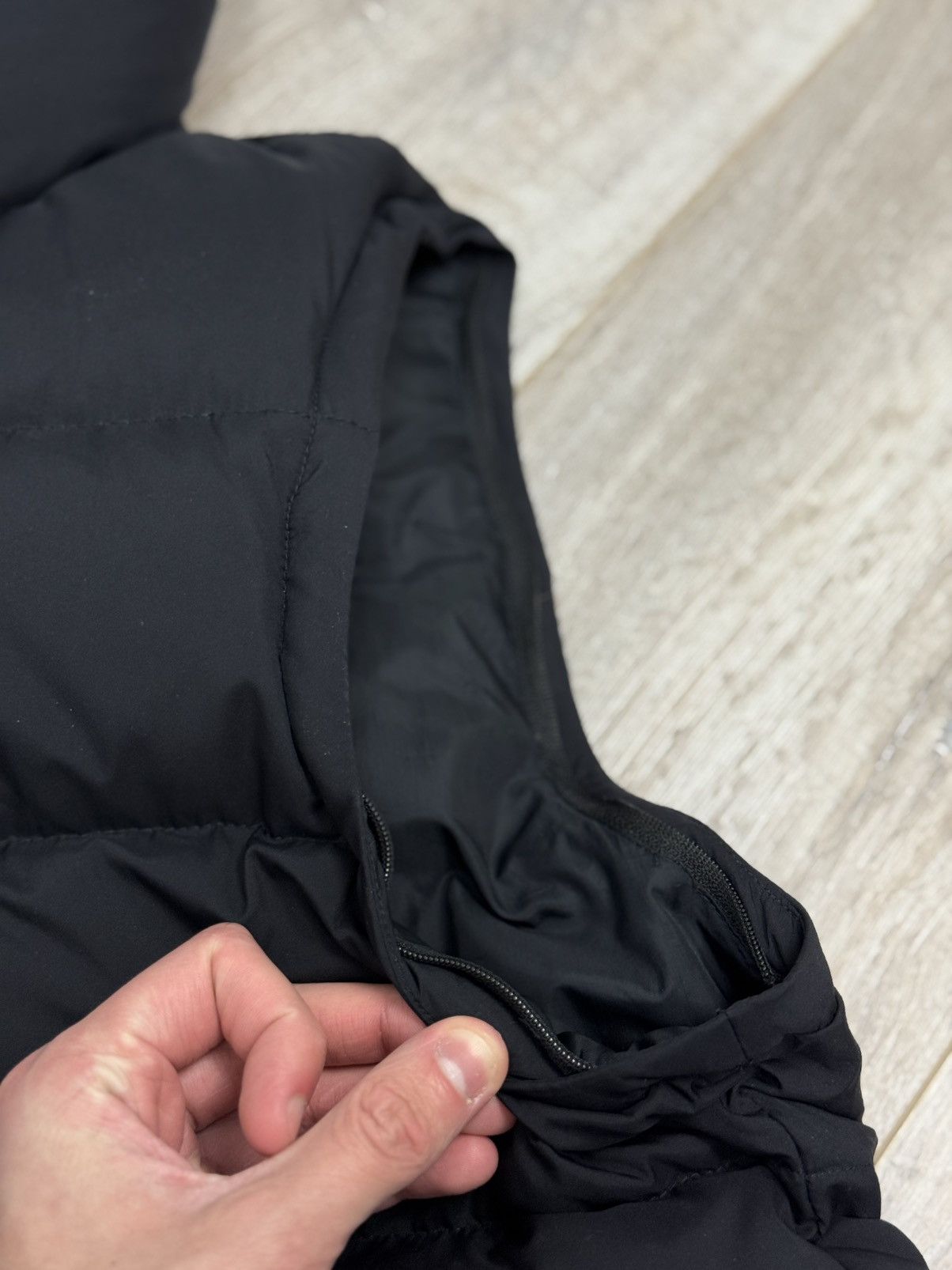 Burberry Burberry Puffer Down Vest Black Men Size US M / EU 48-50 / 2 - 11 Thumbnail