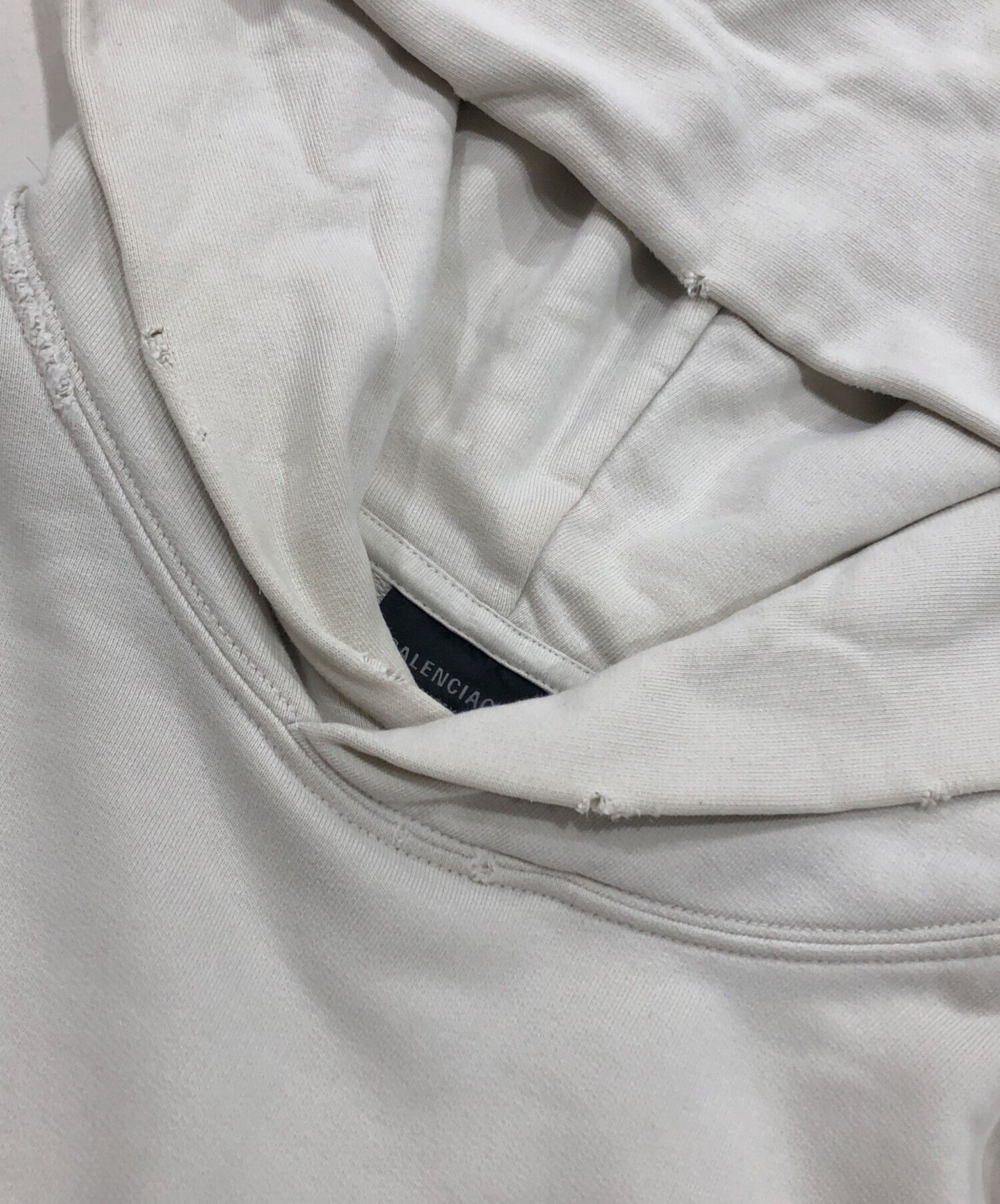 Balenciaga BALENCIAGA 'Be different' Pullover Hoodie Ivory 1 Size US S / EU 44-46 / 1 - 3 Thumbnail