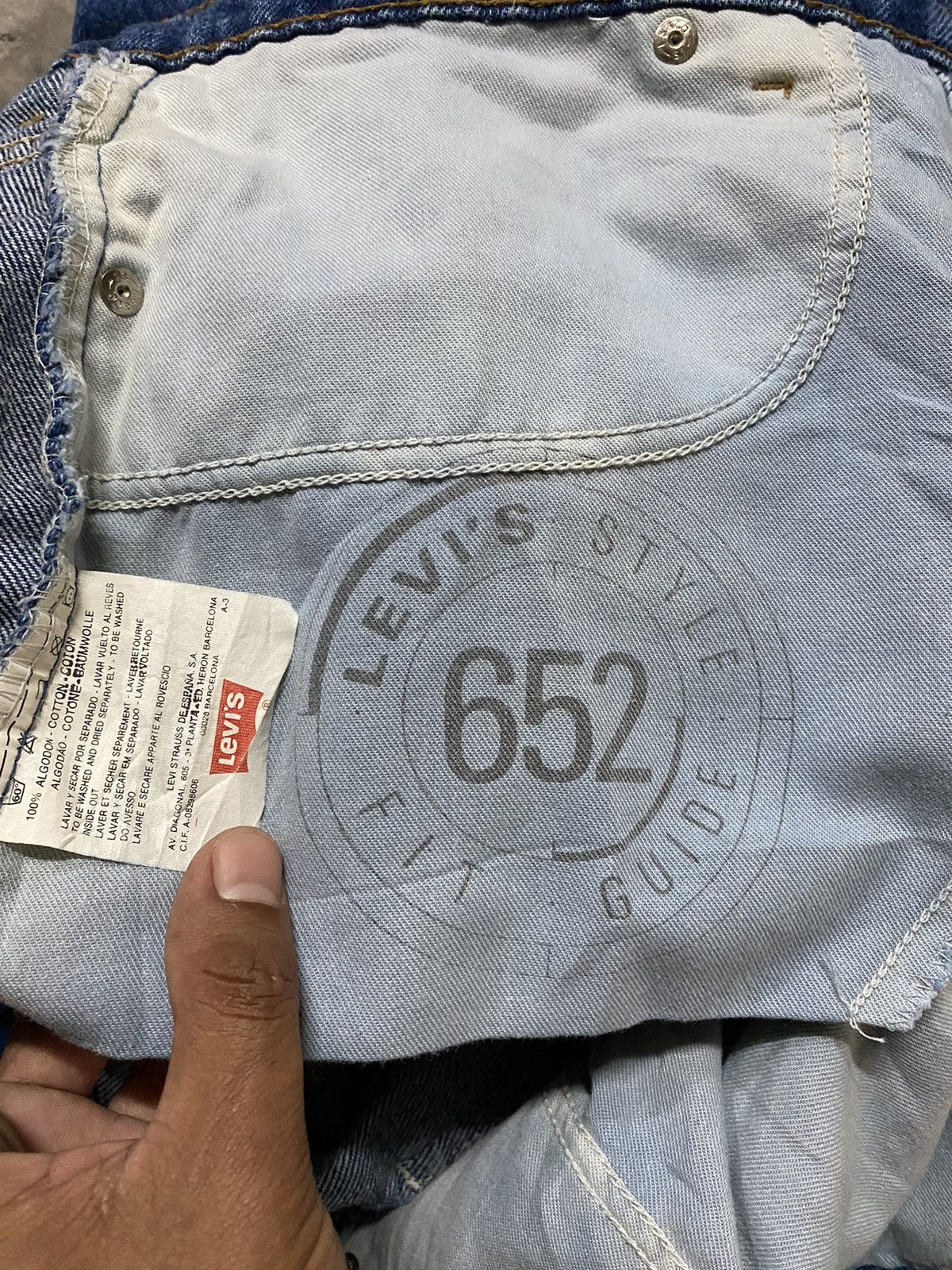 JNCO × Levi's Levis 652 Ballon Style Fit Guide Y2K Baggy Size US 34 / EU 50 - 9 Thumbnail
