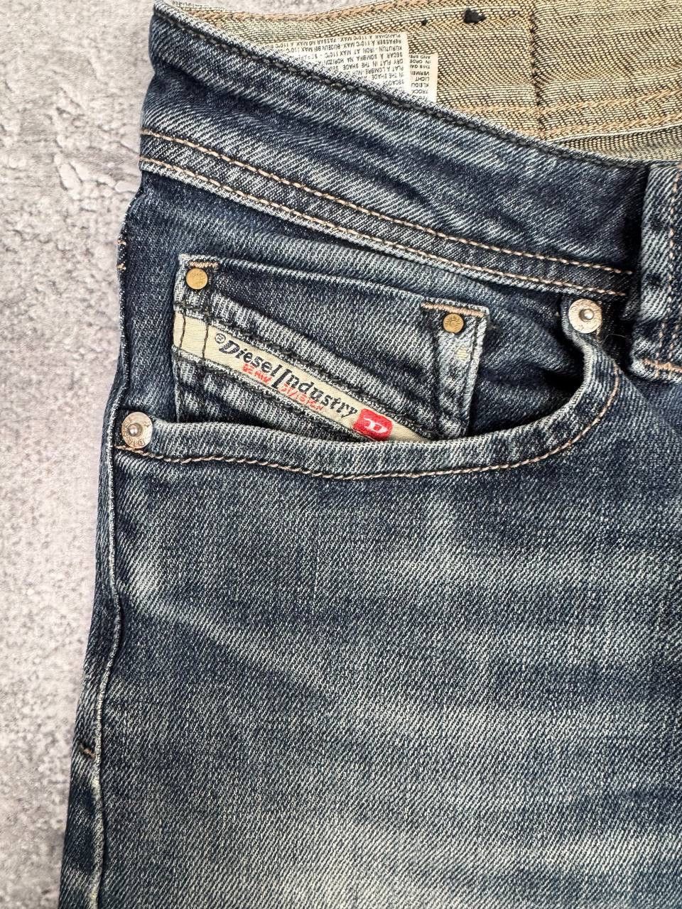 Diesel Diesel Men Denim Jeans Straight Fit Blue Size W30 Size US 30 / EU 46 - 9 Thumbnail
