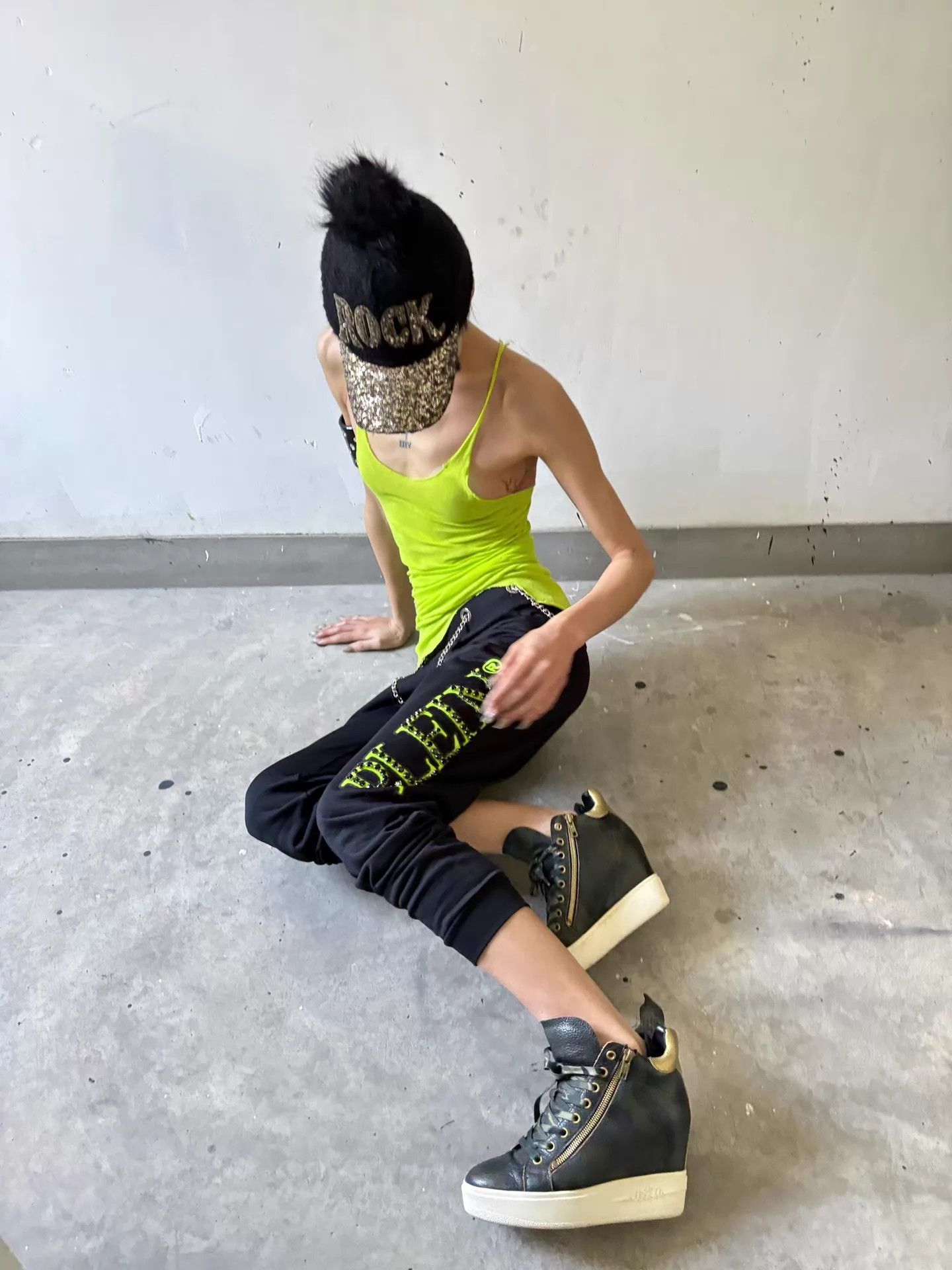 Philipp Plein PP Vintage Fluorescent Green Crystal Track Pants S Size 26" / US 2 / IT 38 - 5 Thumbnail