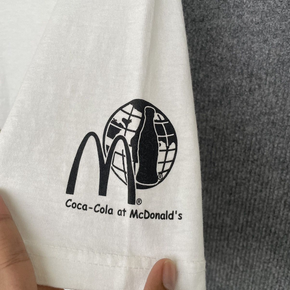 Vintage 2000s Coca Cola x Mcdonald Mystery 2000 Shoppers Promo Tee Size US L / EU 52-54 / 3 - 4 Thumbnail