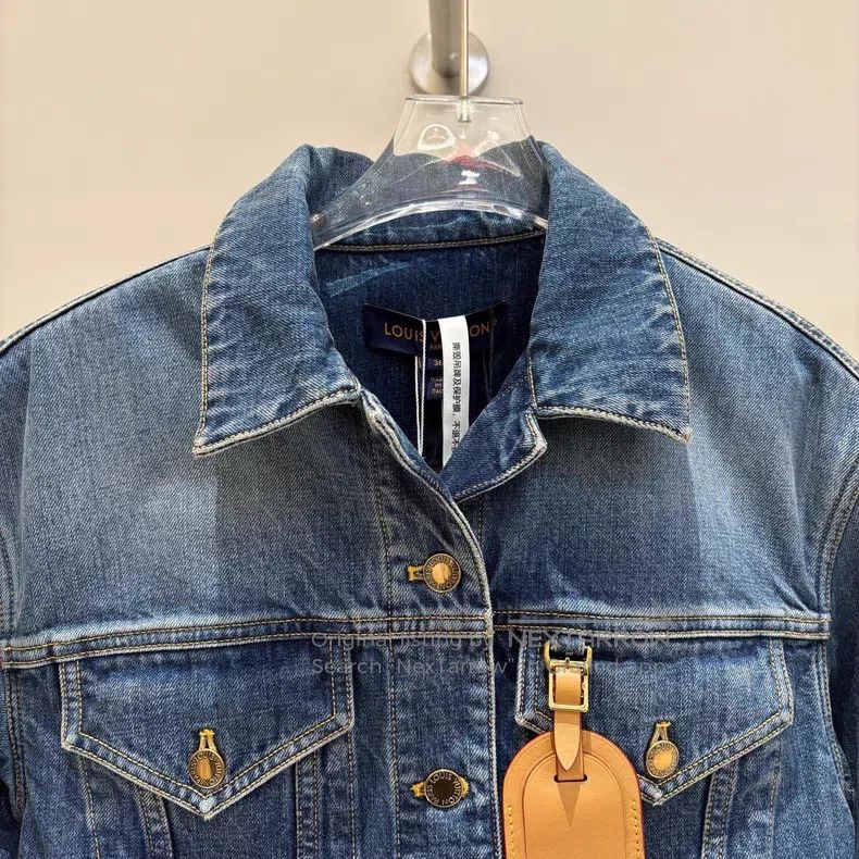 Louis Vuitton Louis Vuitton Solid Lapel Cropped Fit Long Sleeve Jacket Size XS / US 0-2 / IT 36-38 - 3 Thumbnail