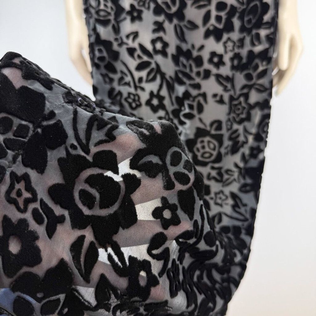 The Unbranded Brand VINTAGE Velvet Back Slit Sheat Fitted Long Dress sz S Ptp Size M / US 6-8 / IT 42-44 - 5 Thumbnail