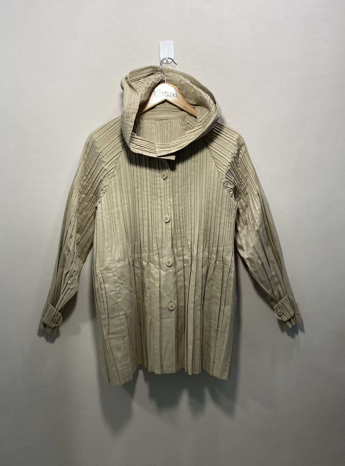 Pleats Please Issey Miyake PLEATES PLEASE By ISSEY MIYAKE Coats ❗️ Size L / US 10 / IT 46 - 1 Thumbnail