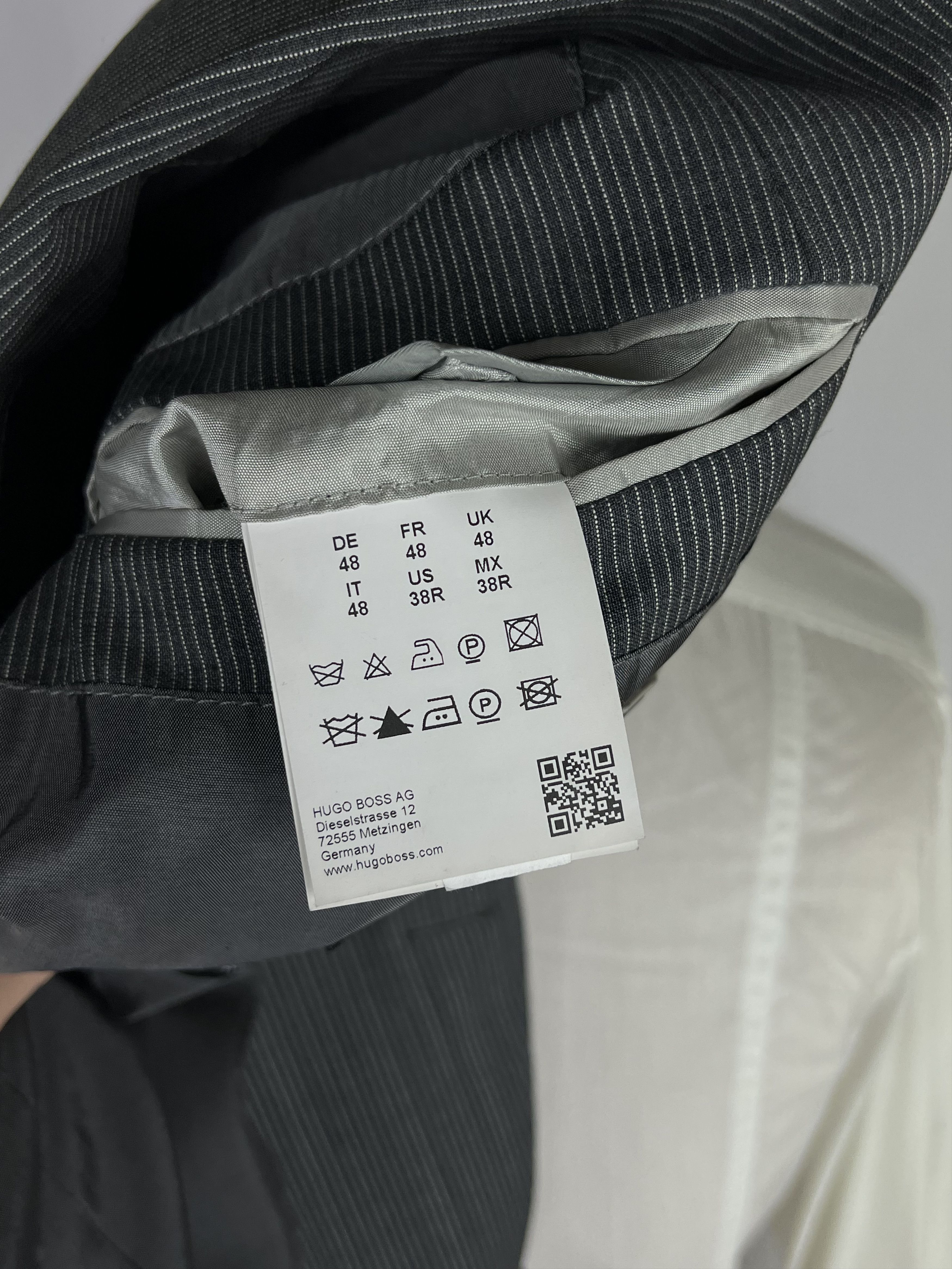 Hugo Boss by Lanificio Biella Woven Micro-Striped Wool 2 Piece Suit Size 38R - 13 Thumbnail