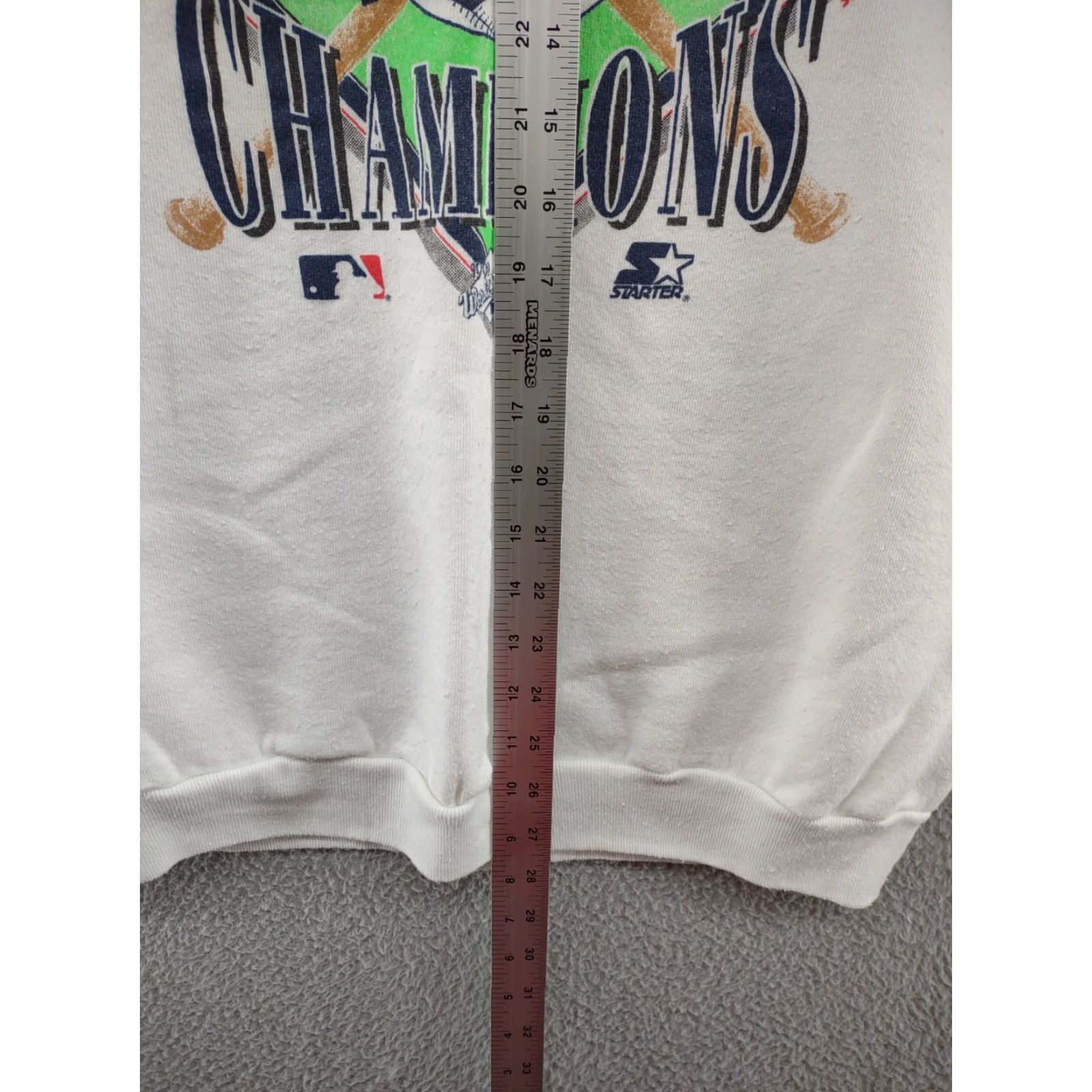 Fruit Of The Loom VINTAGE 1991 Minnesota Twins World Series Champions Starter Sweatshirt SZ XL MLB Size US XL / EU 56 / 4 - 7 Thumbnail