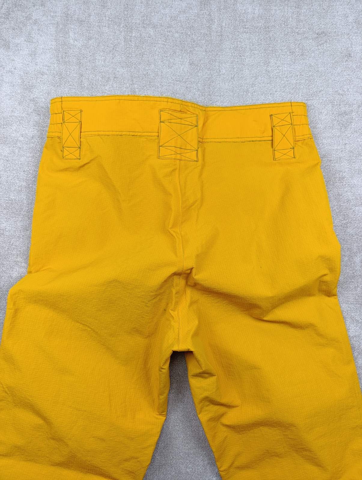 The North Face THE NORTH FACE VINTAGE NYLON MENS RARE SKI TROUSERS PANTS Size US 36 / EU 52 - 22 Thumbnail