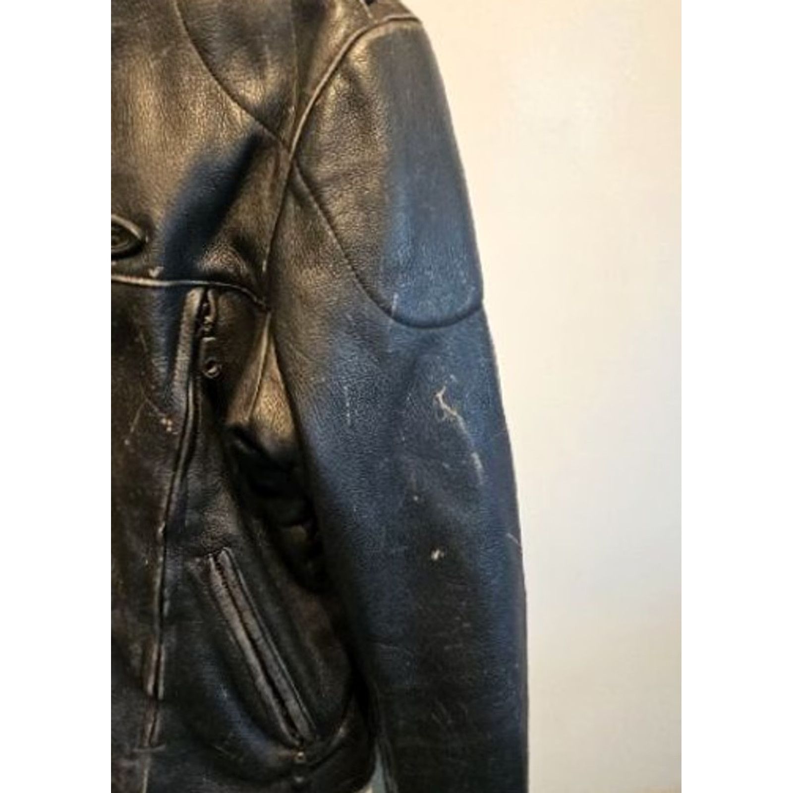 Harley Davidson VINTAGE Harley-Davidson Black Leather Motorcycle Biker BOMBER JACKET Mens Large FXRG Jacket Size US L / EU 52-54 / 3 - 6 Thumbnail