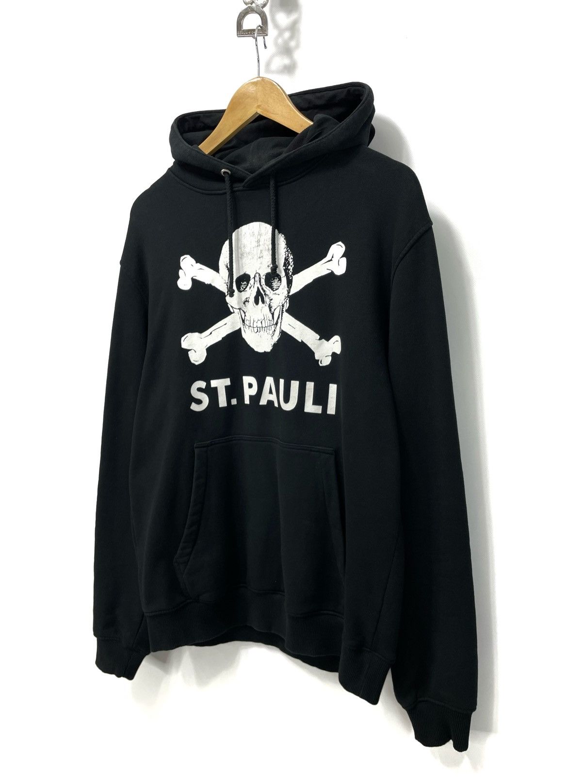 Vintage FC St. Pauli Hoodie – Size M – Made in Turkey Size US M / EU 48-50 / 2 - 6 Thumbnail