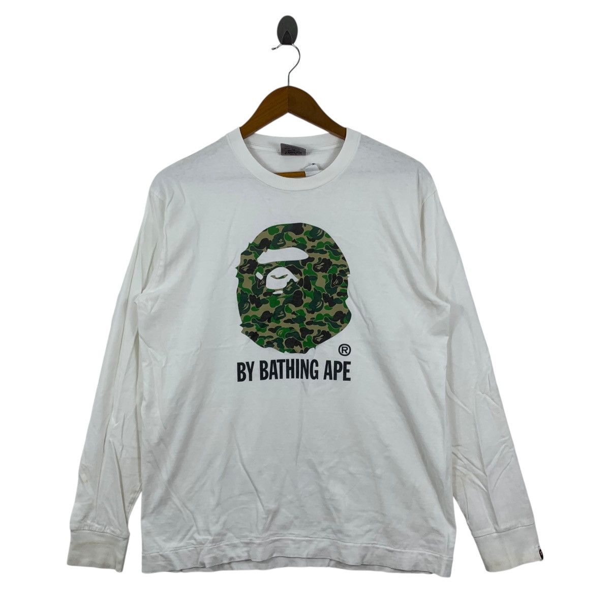 Vintage Vintage 90s A BATHING APE 1st First Camo Ideograph Tshirt Size US L / EU 52-54 / 3 - 1 Thumbnail