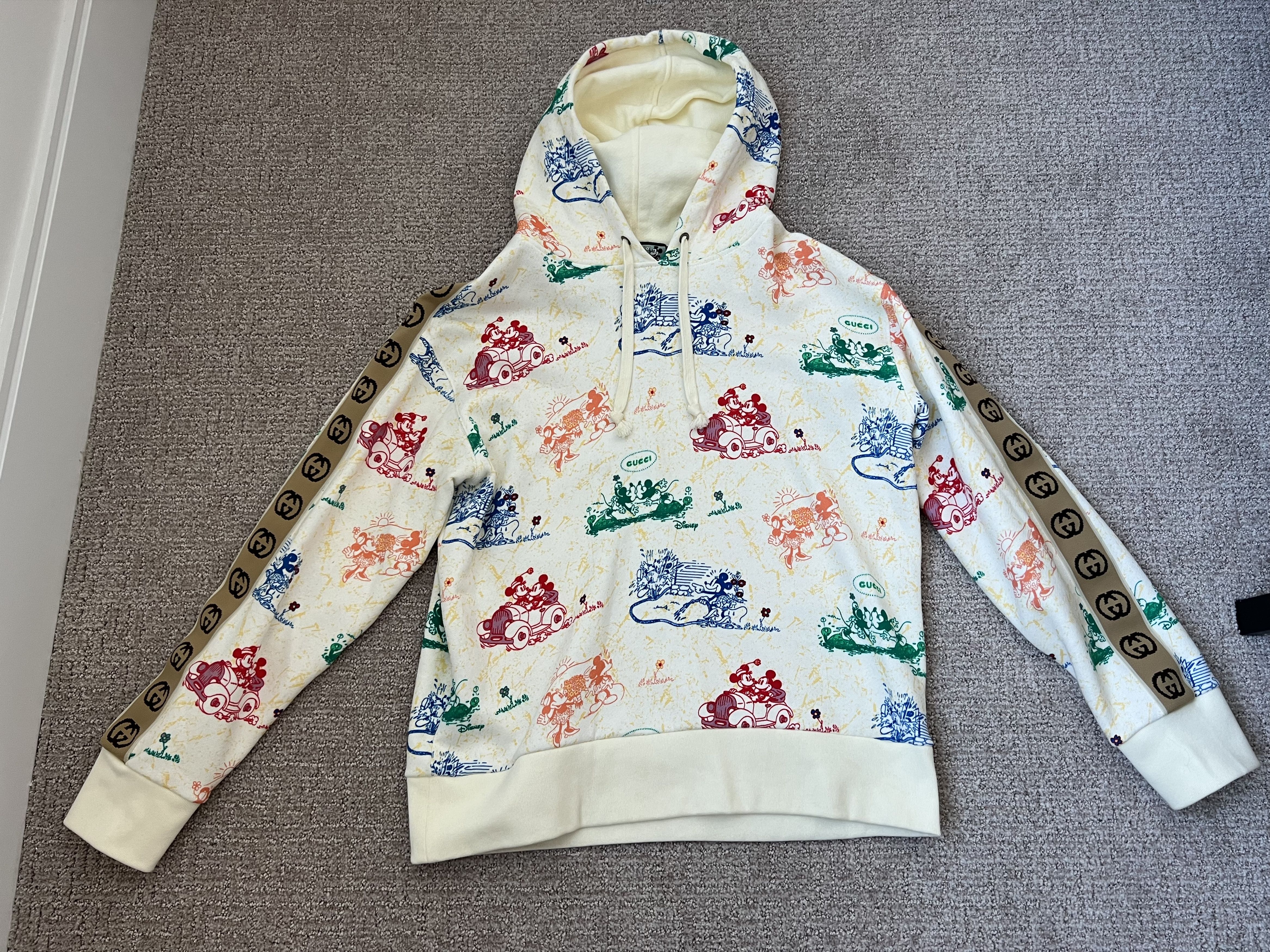 Gucci Gucci x Disney All Over Print Hoodie Men Medium Size US M / EU 48-50 / 2 - 2 Thumbnail
